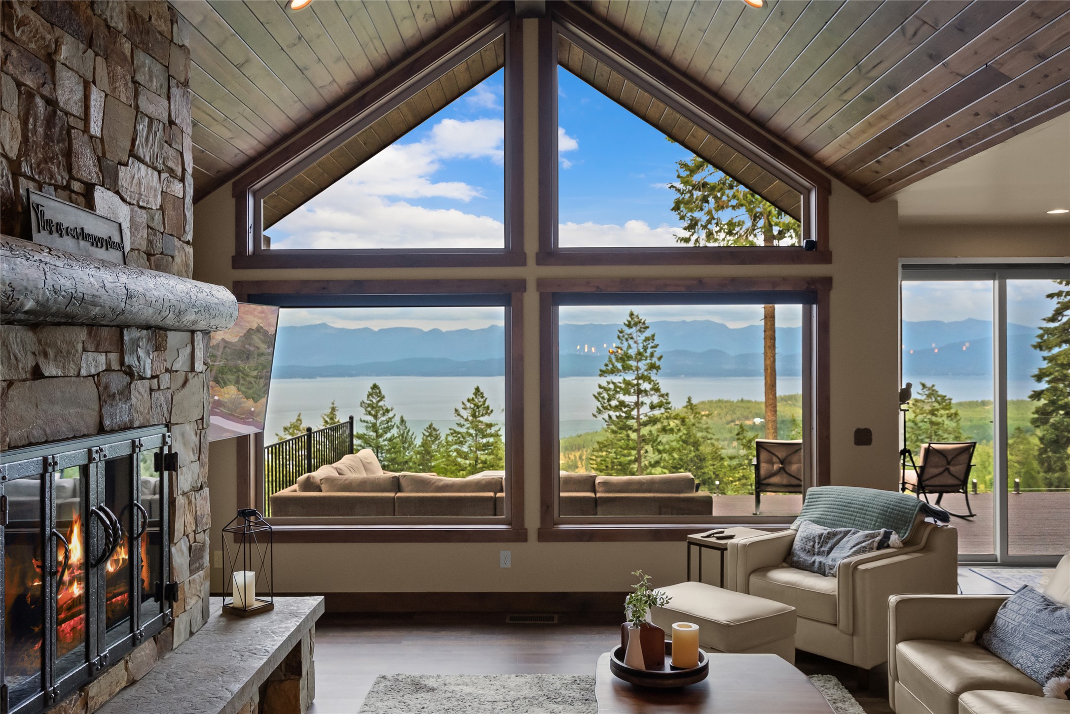360 Ridge Line Drive Property Photo 1