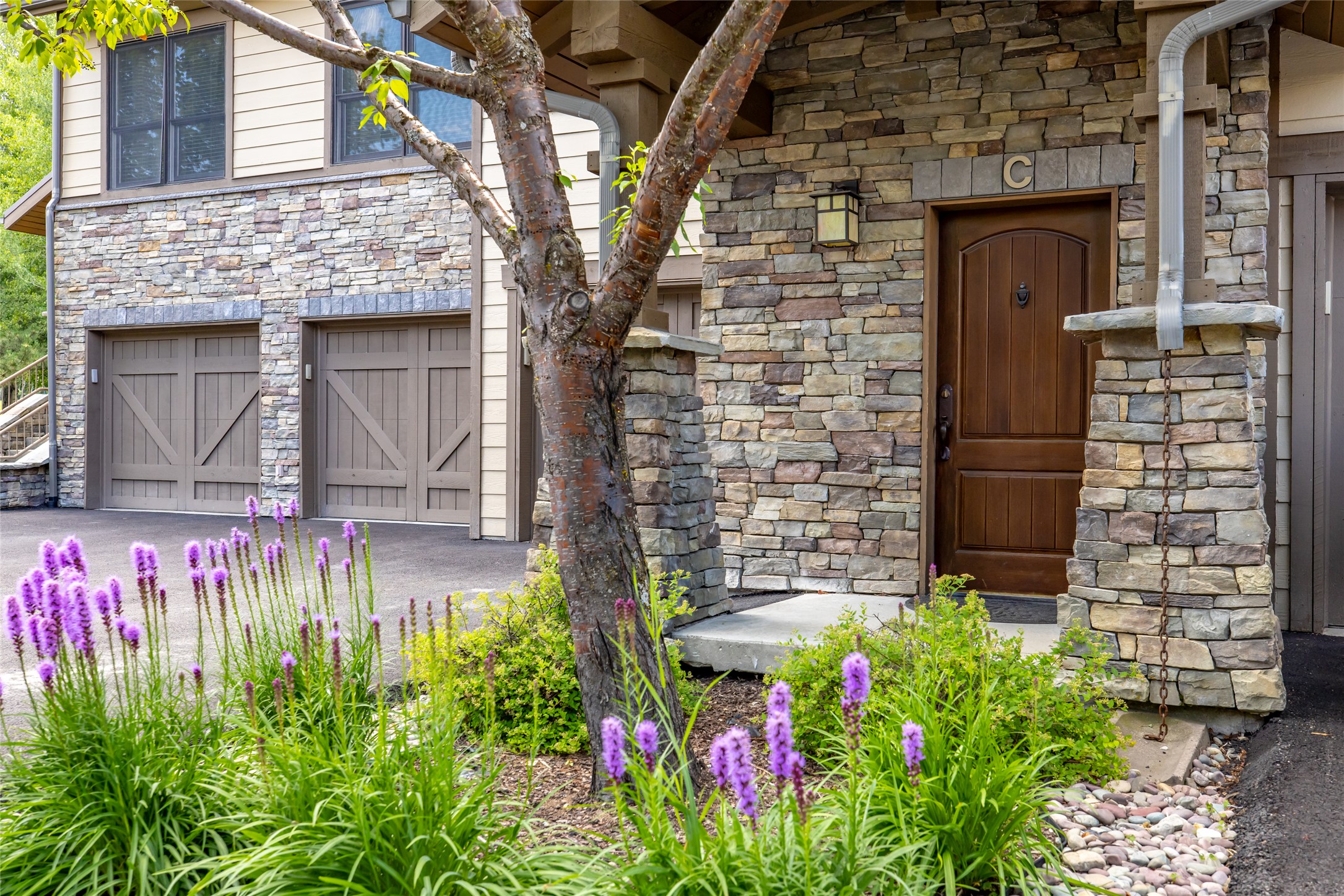 6104 Monterra Avenue C Property Photo 1