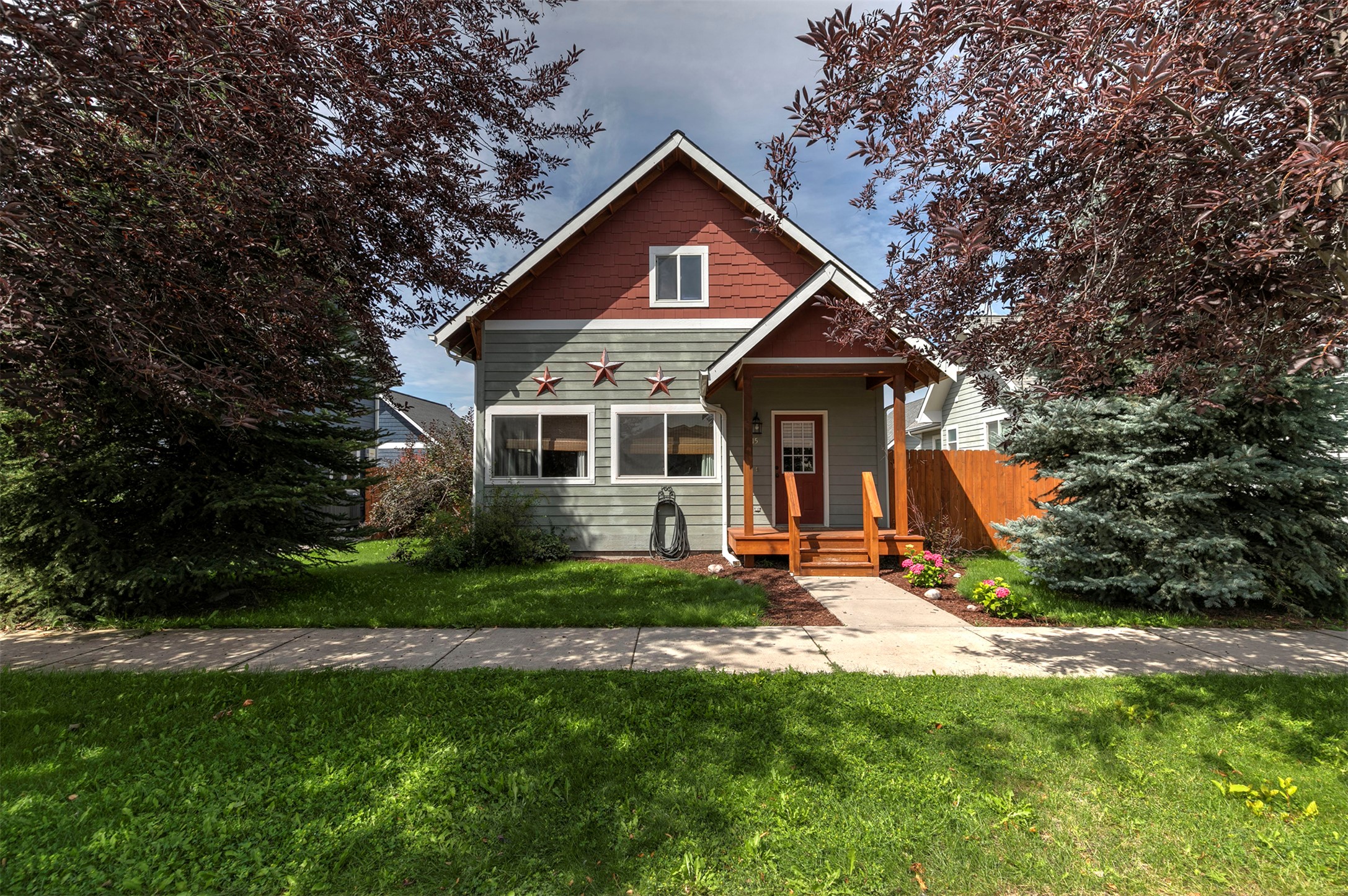 2515 Snaffle Bit Way Property Photo 1
