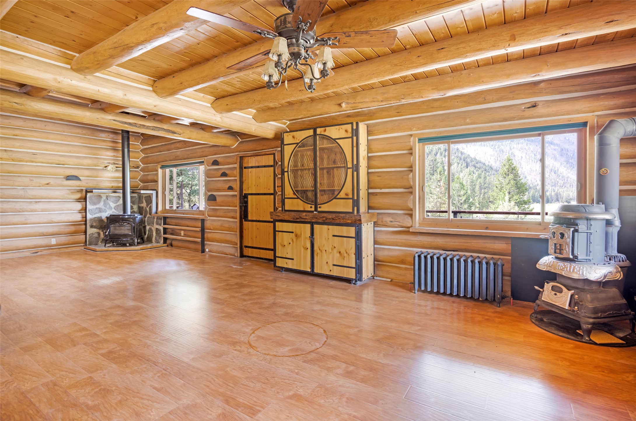 1277 Upper Rock Creek Road Property Photo 8
