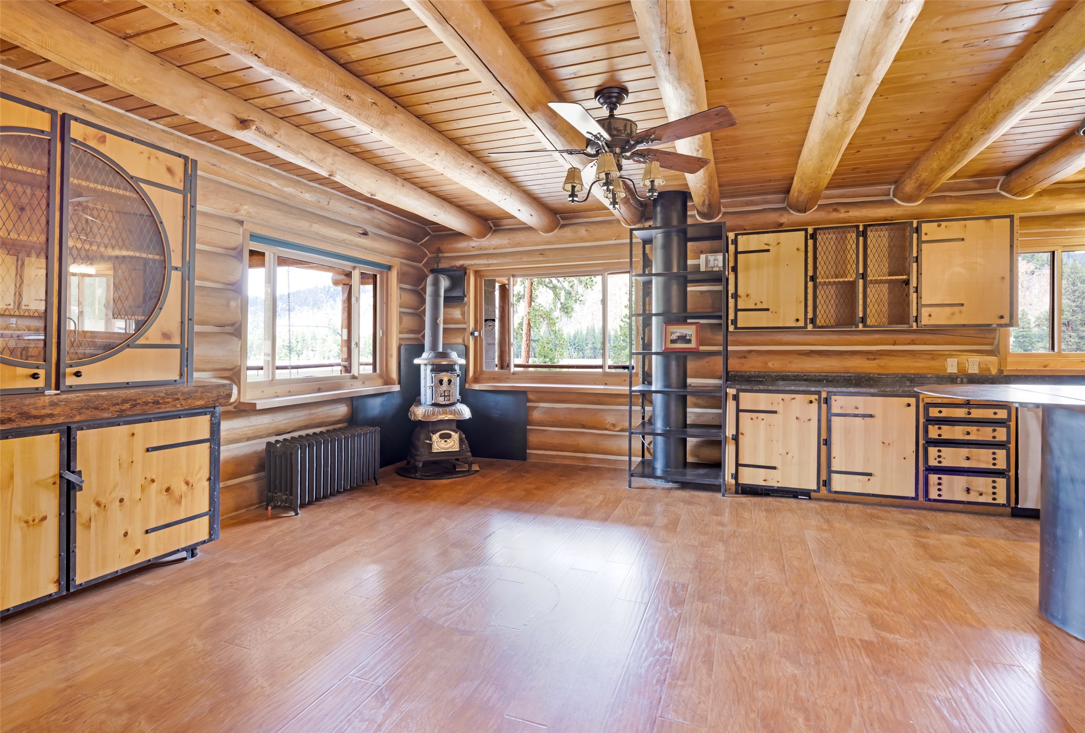 1277 Upper Rock Creek Road Property Photo 9