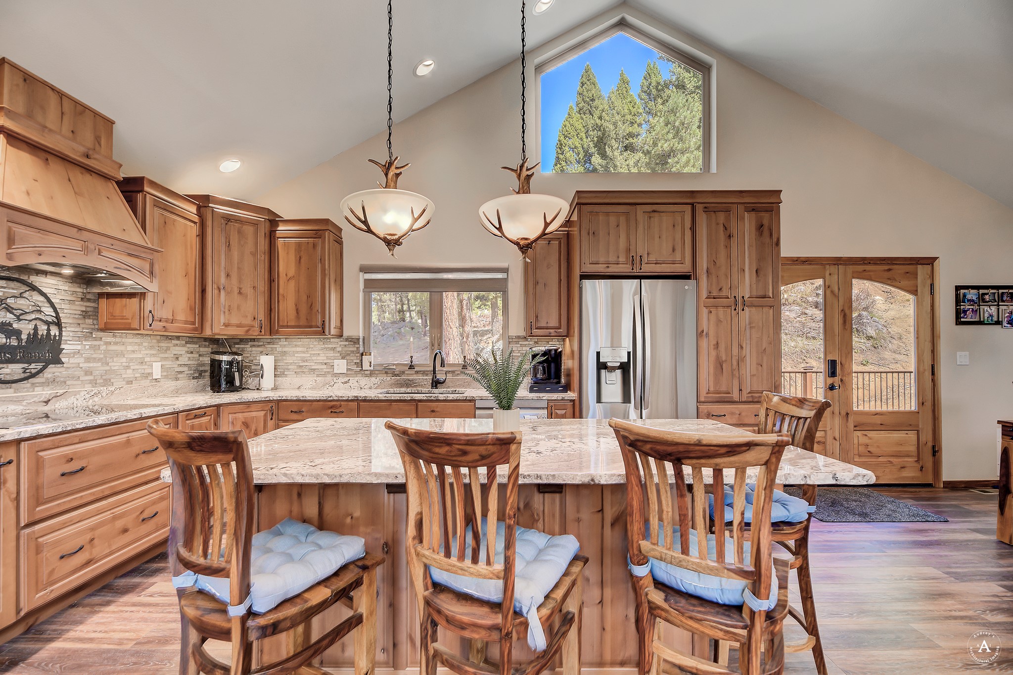 617 Mcclellan Creek Road Property Photo 18