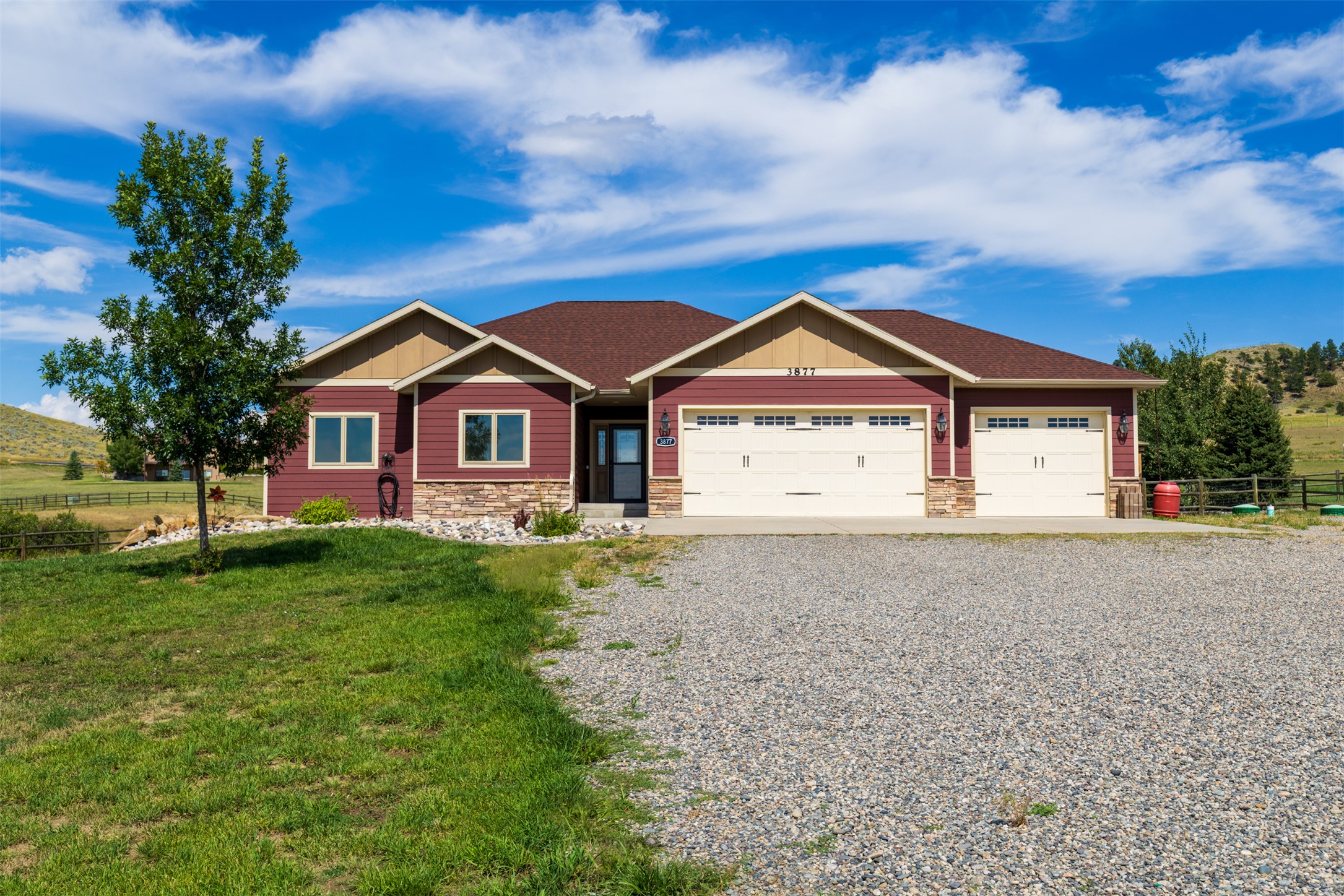 3877 High Trail Road Property Photo