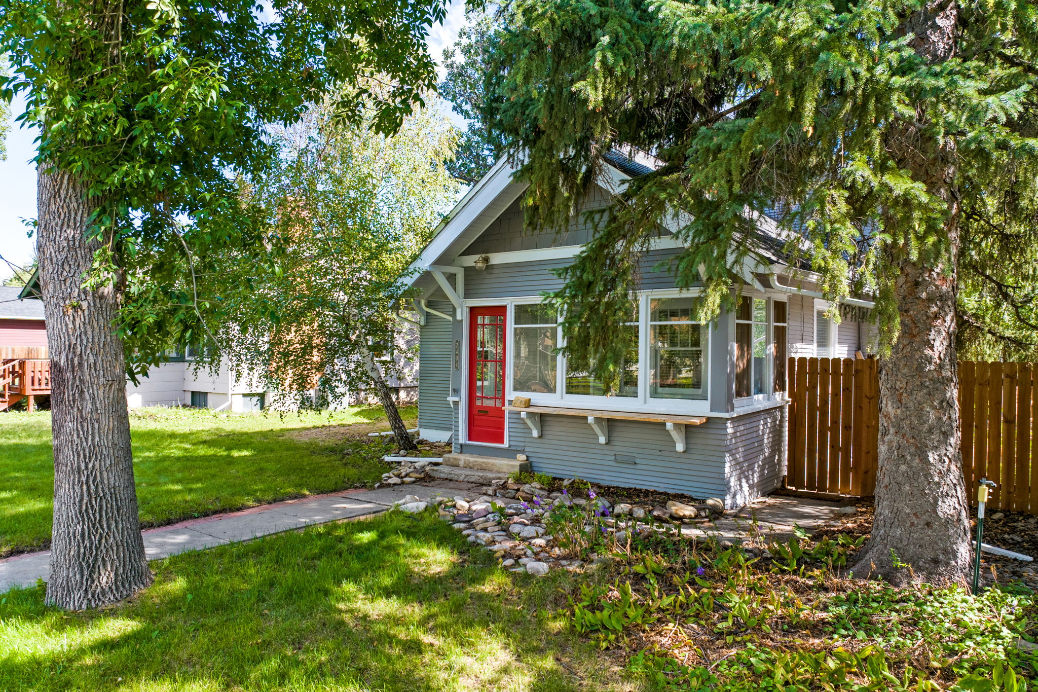 2404 1st Avenue N Property Photo 1