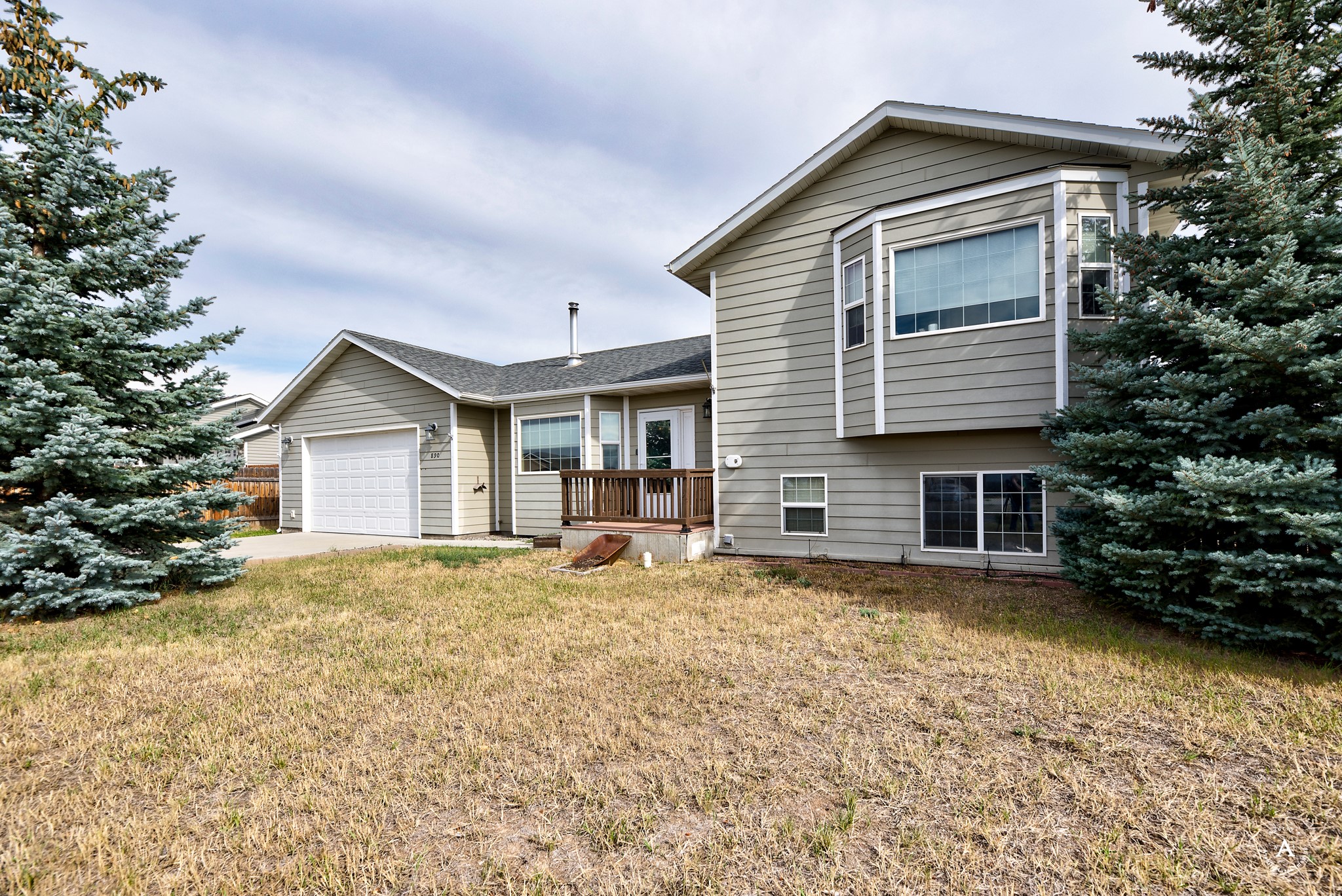 890 Antares Road Property Photo 1