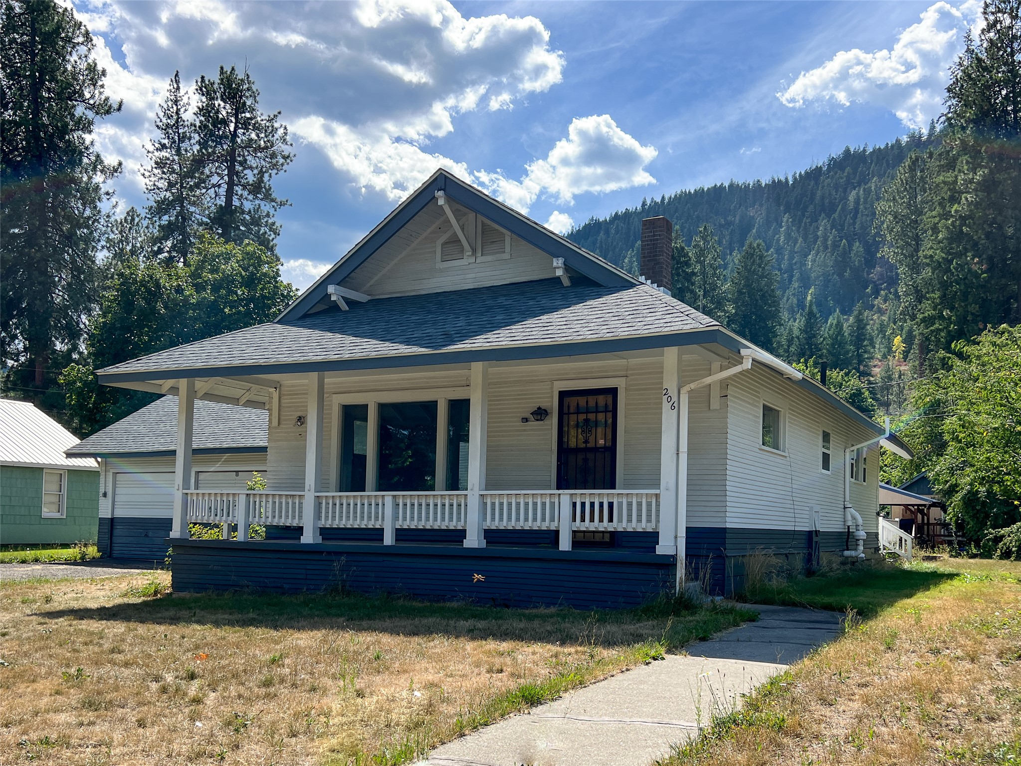 206 E Mineral Avenue Property Photo 1