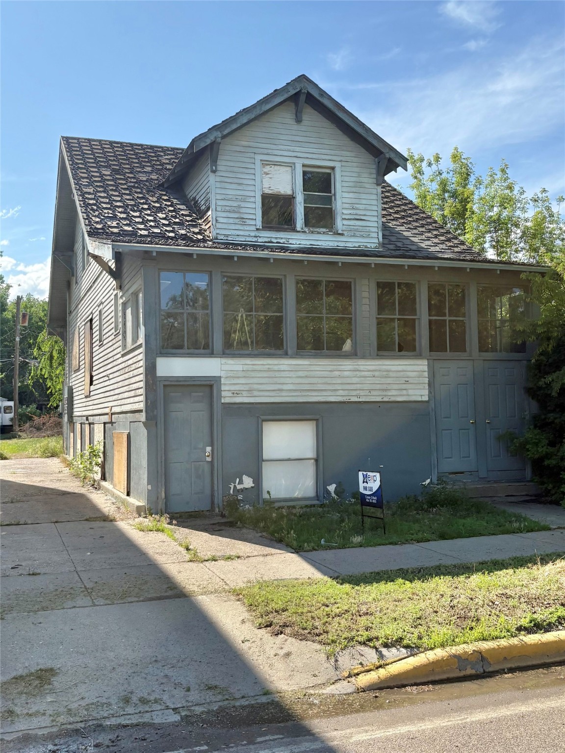 616 5th Avenue Property Photo 1