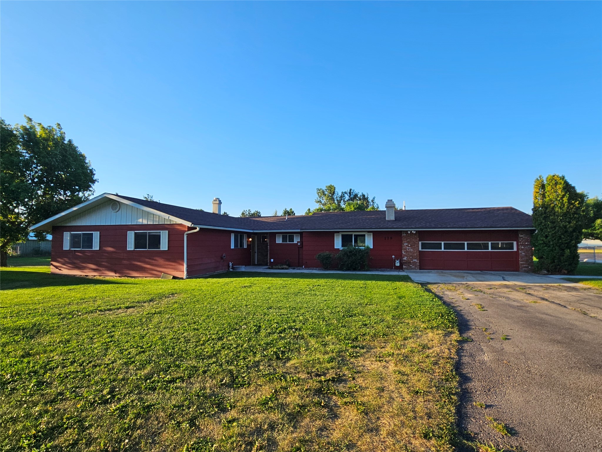 179 Lewis Lane Property Photo 1
