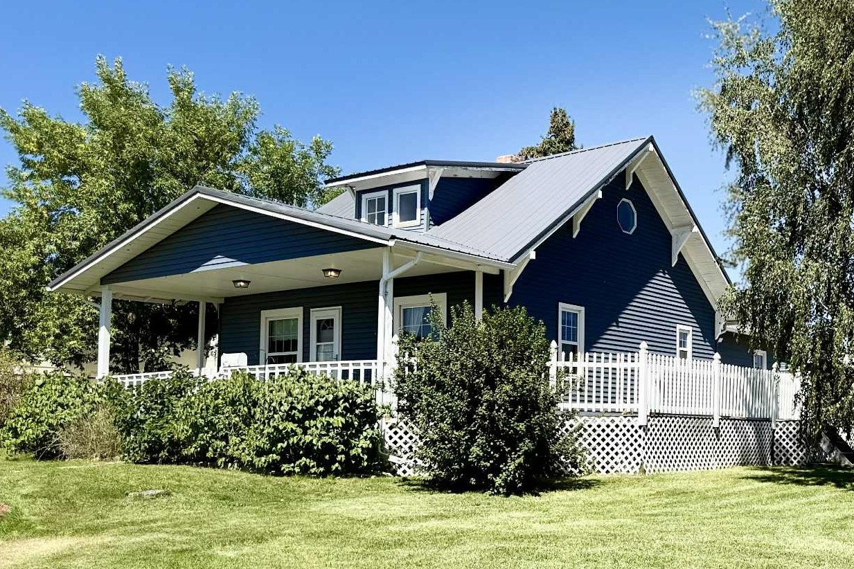 429 Illinois Avenue Property Photo 1