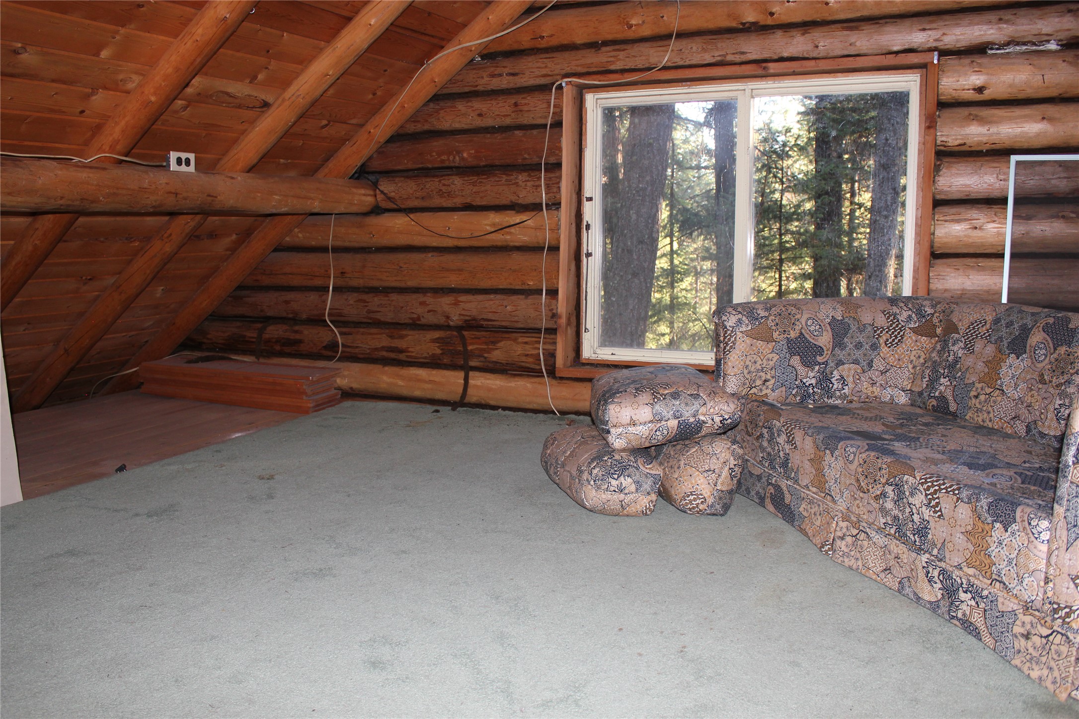 688 Seeley Lane Property Photo 7