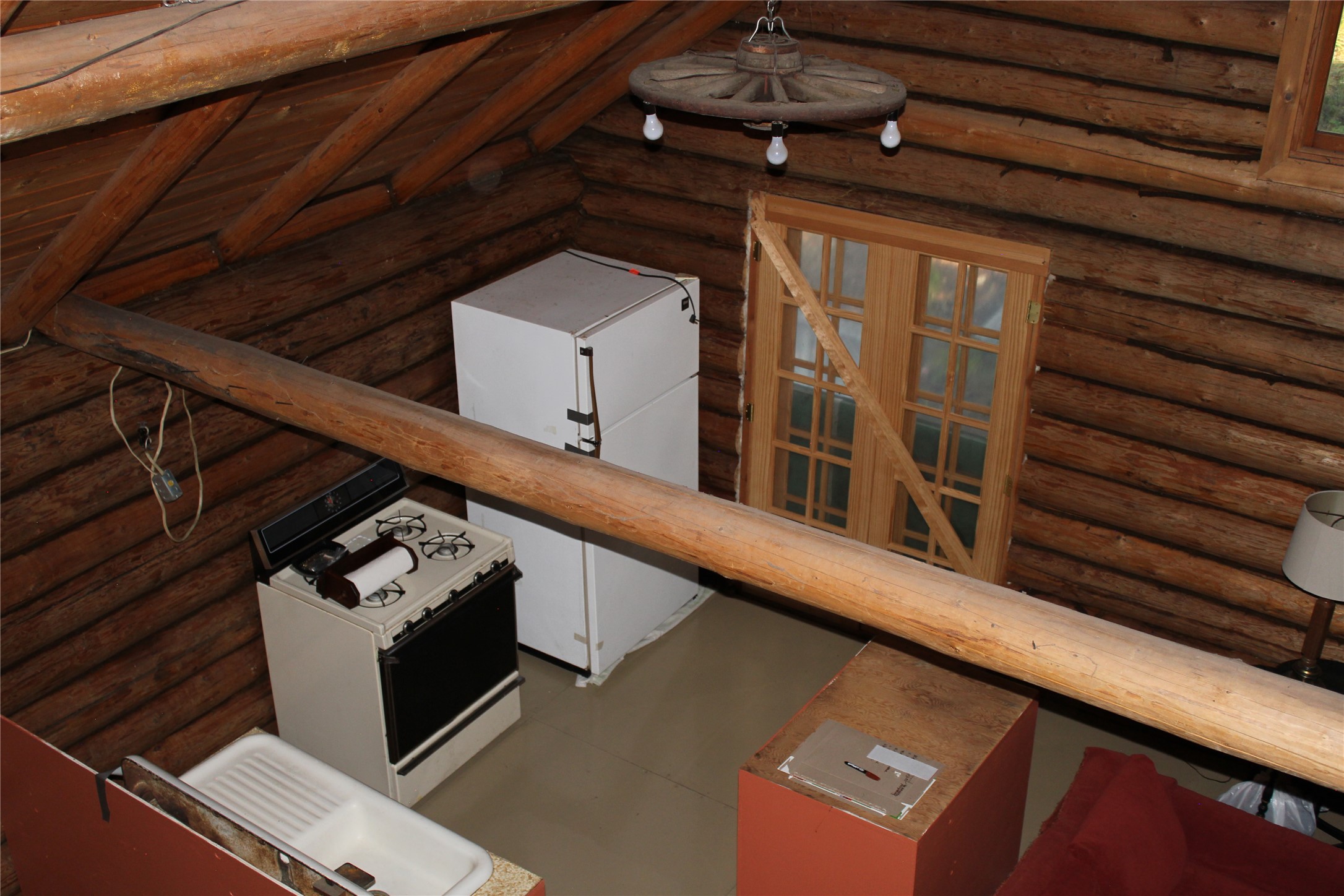 688 Seeley Lane Property Photo 9