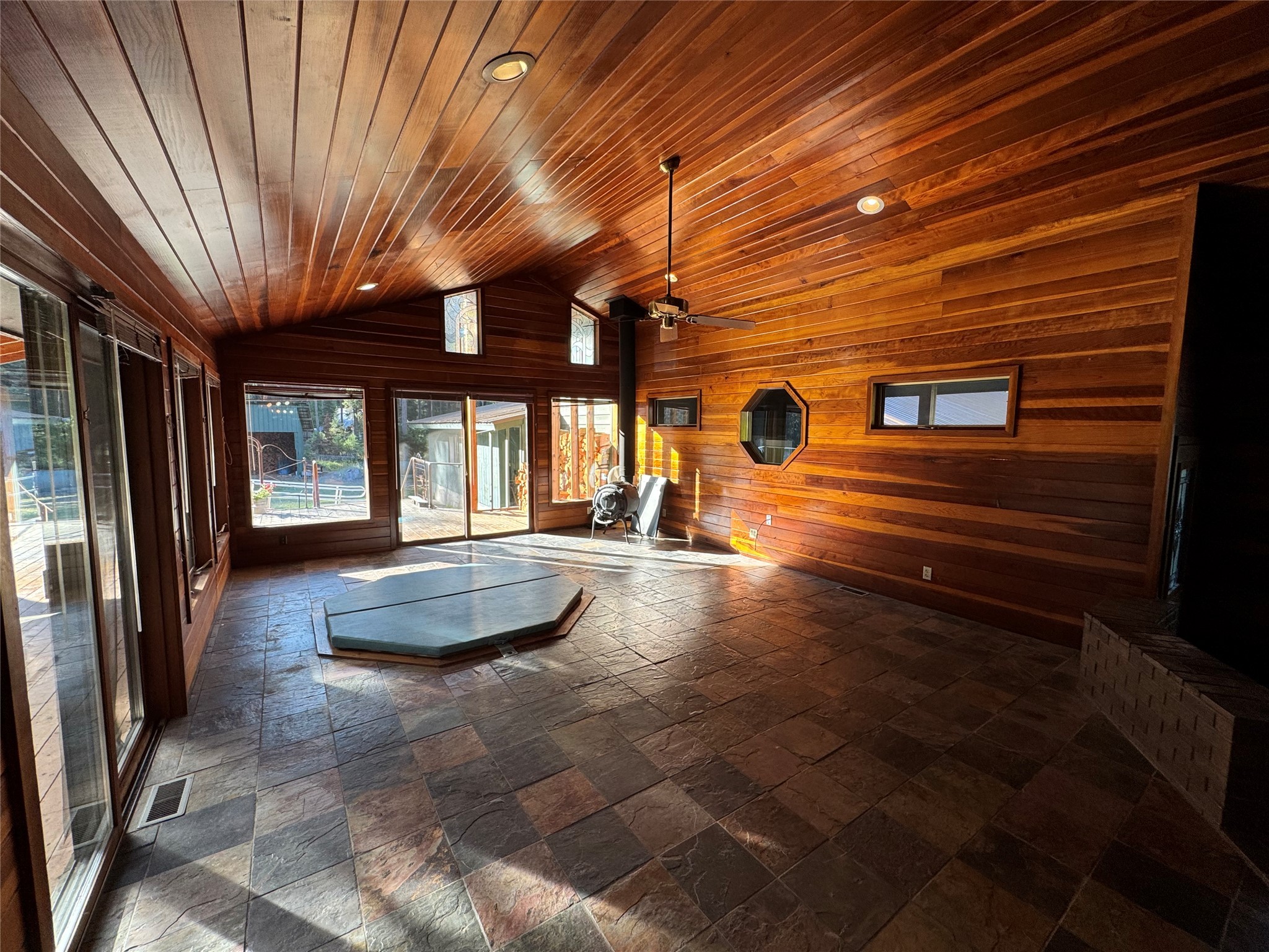 3688 Mt Highway 83 Property Photo 21