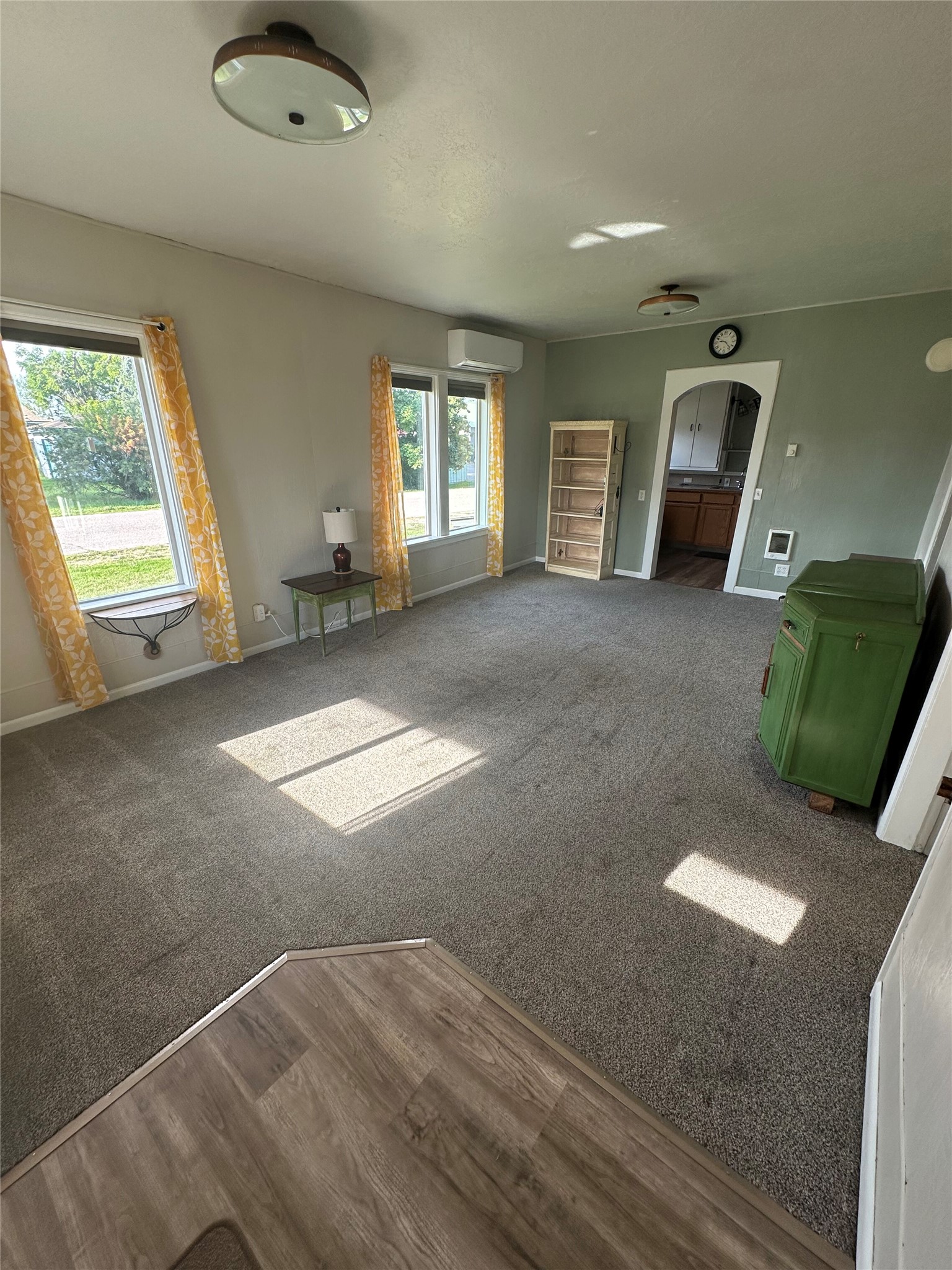 317 1st Avenue Se Property Photo 9
