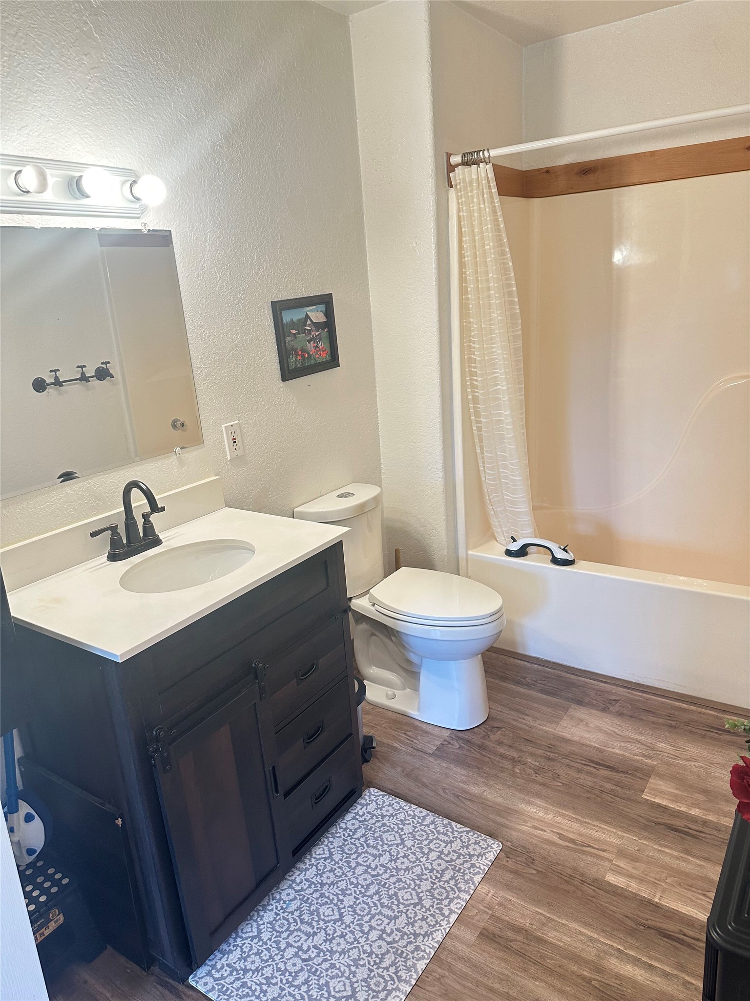 317 1st Avenue Se Property Photo 14