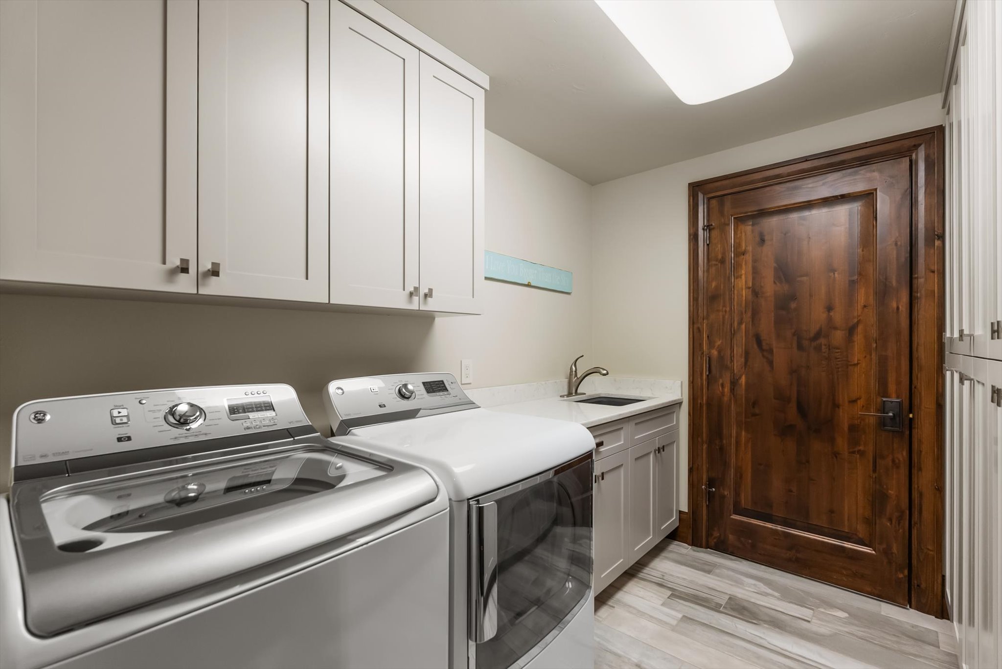 464 Electric Avenue C Property Photo 33
