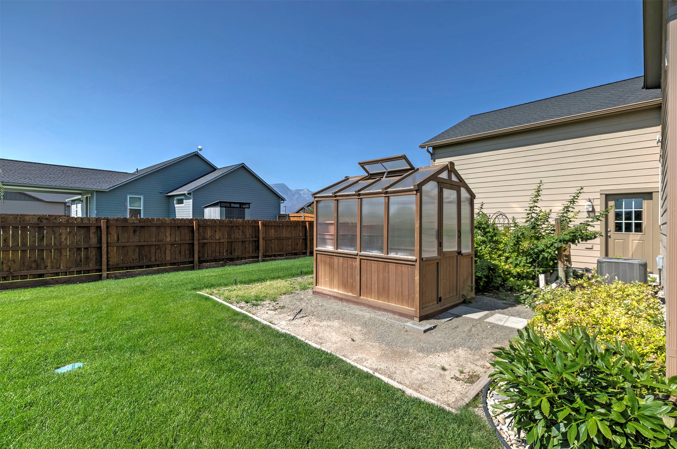 306 Gray Goose Court Property Photo 3