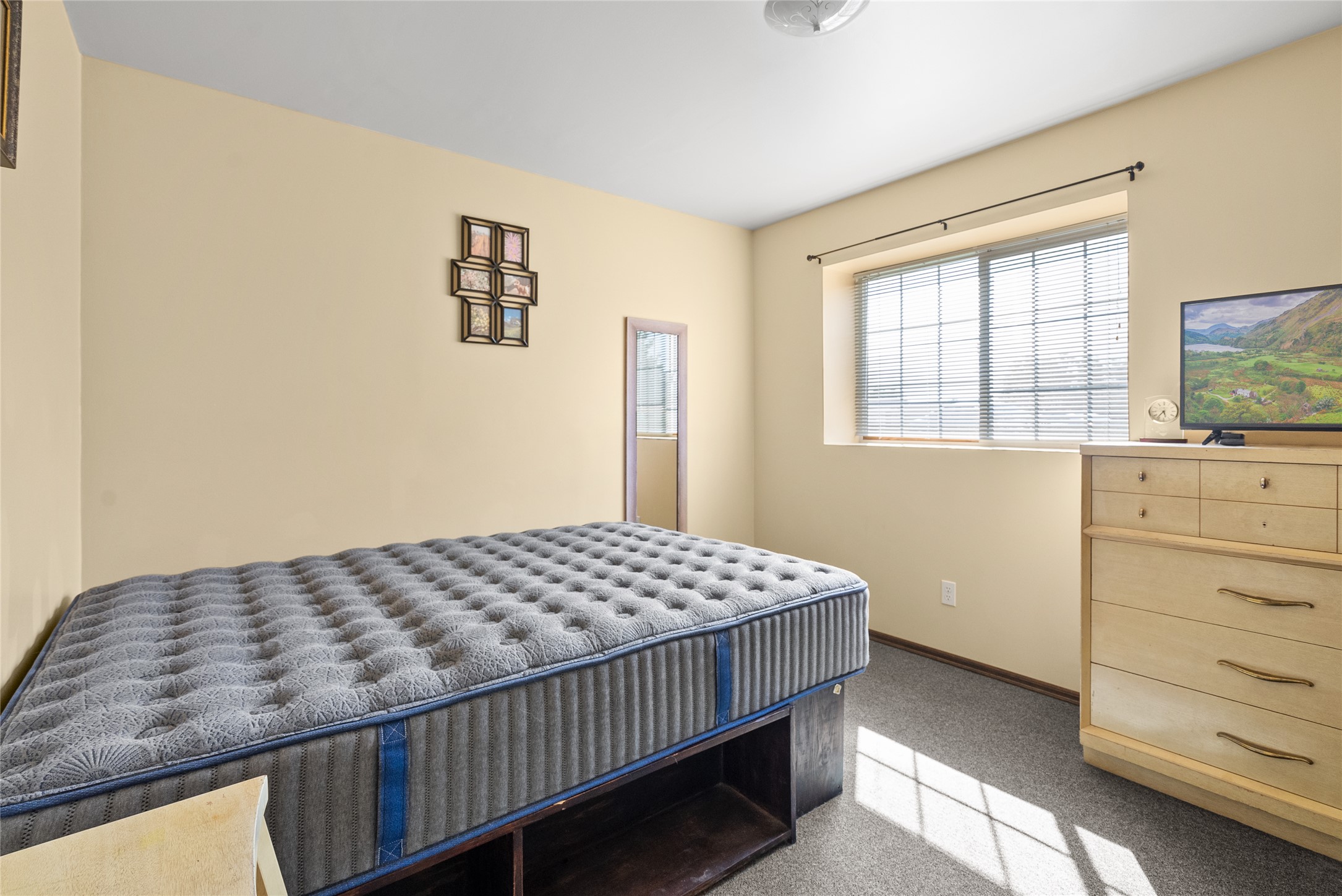 163 Greenbriar Drive Property Photo 14