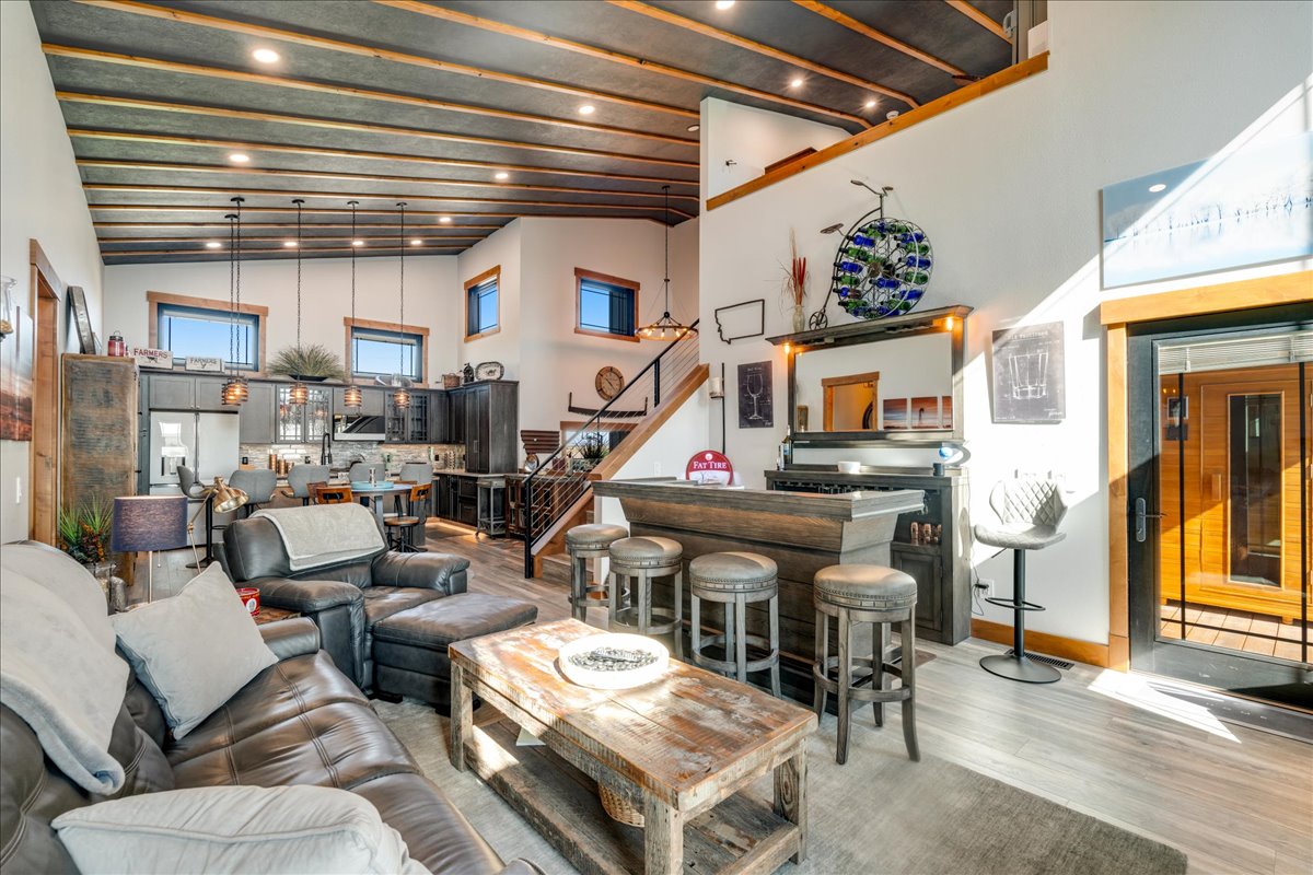 1587 Hwy 431 Property Photo 14