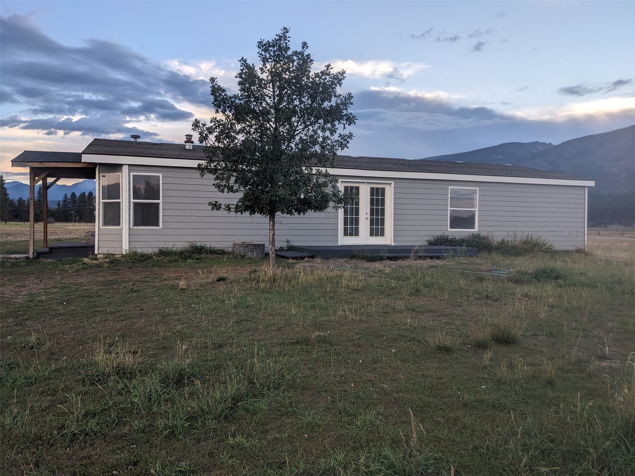 121 Camas Ranch Road Property Photo 10