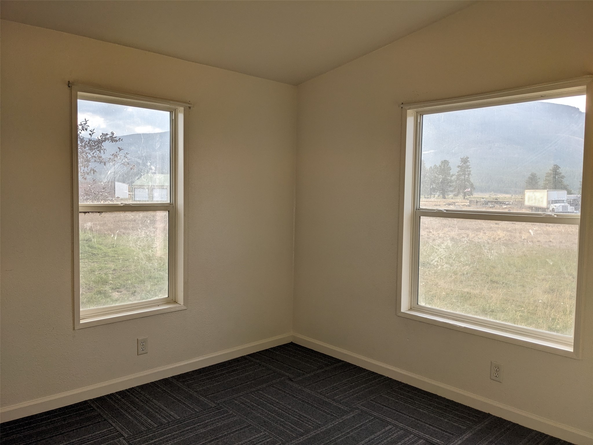 121 Camas Ranch Road Property Photo 27