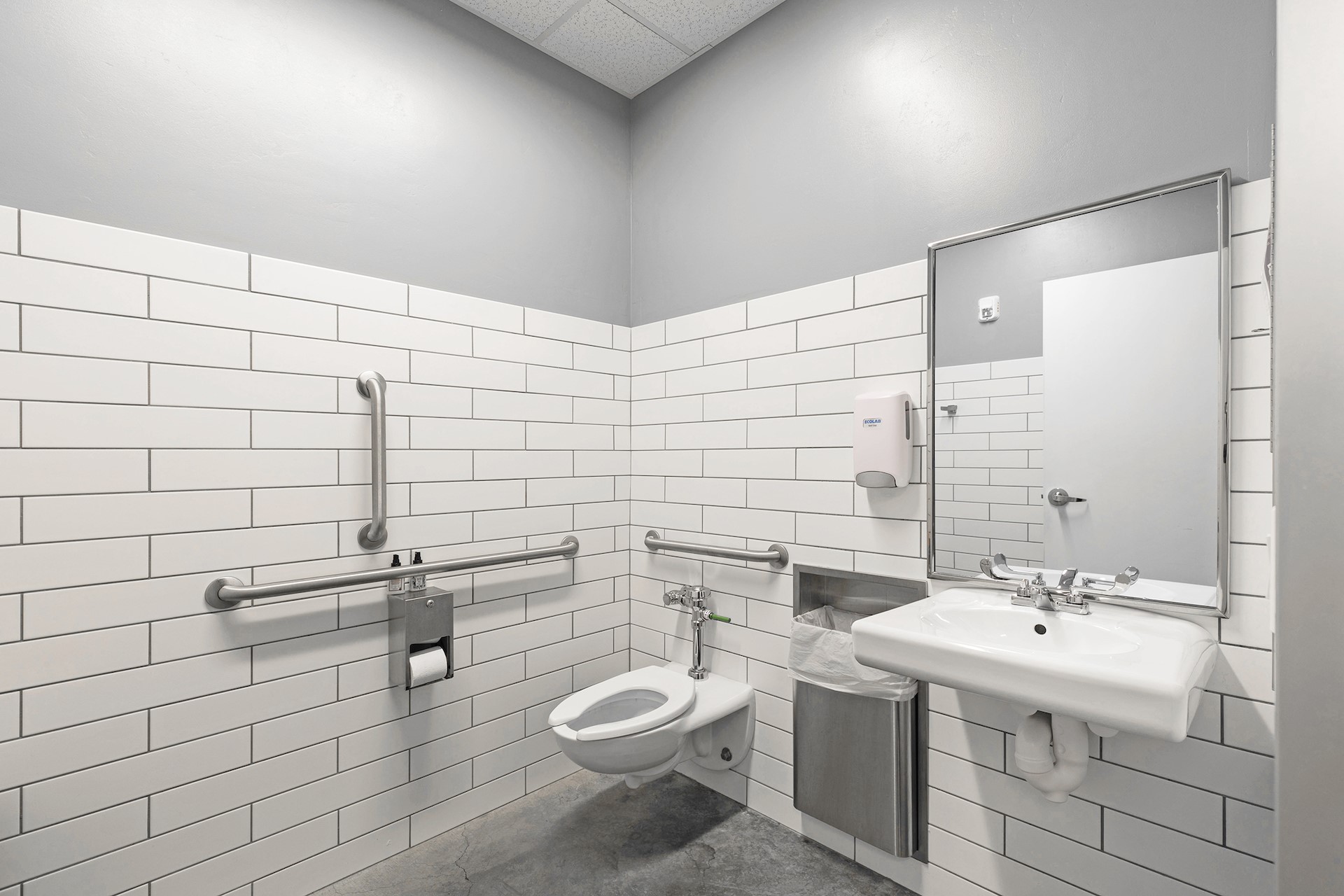 101 E Front Street Property Photo 24