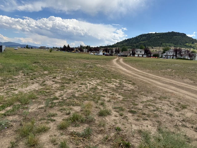 2902 Hansen Road Property Photo 2