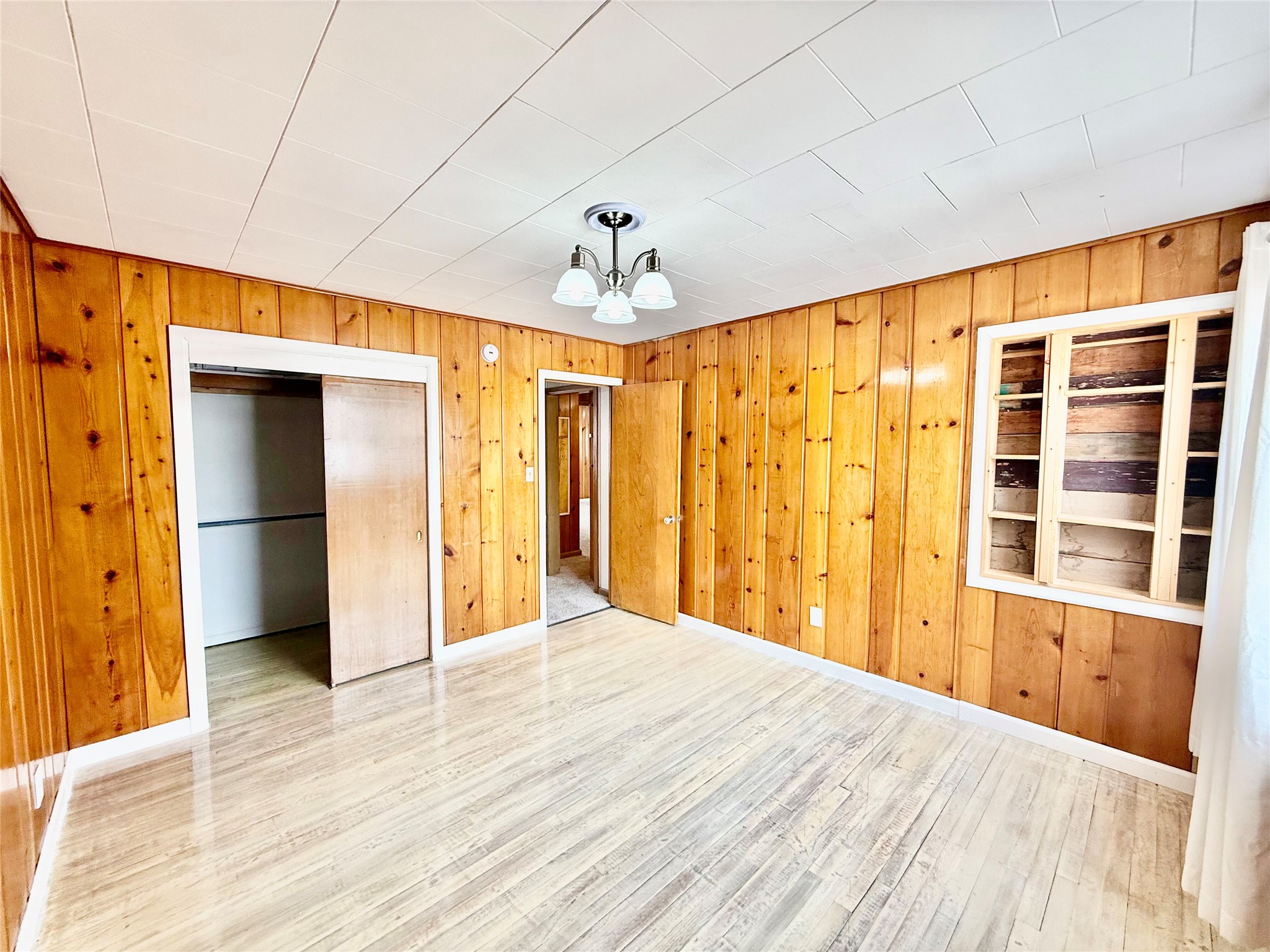 676 Hill Avenue Property Photo 14