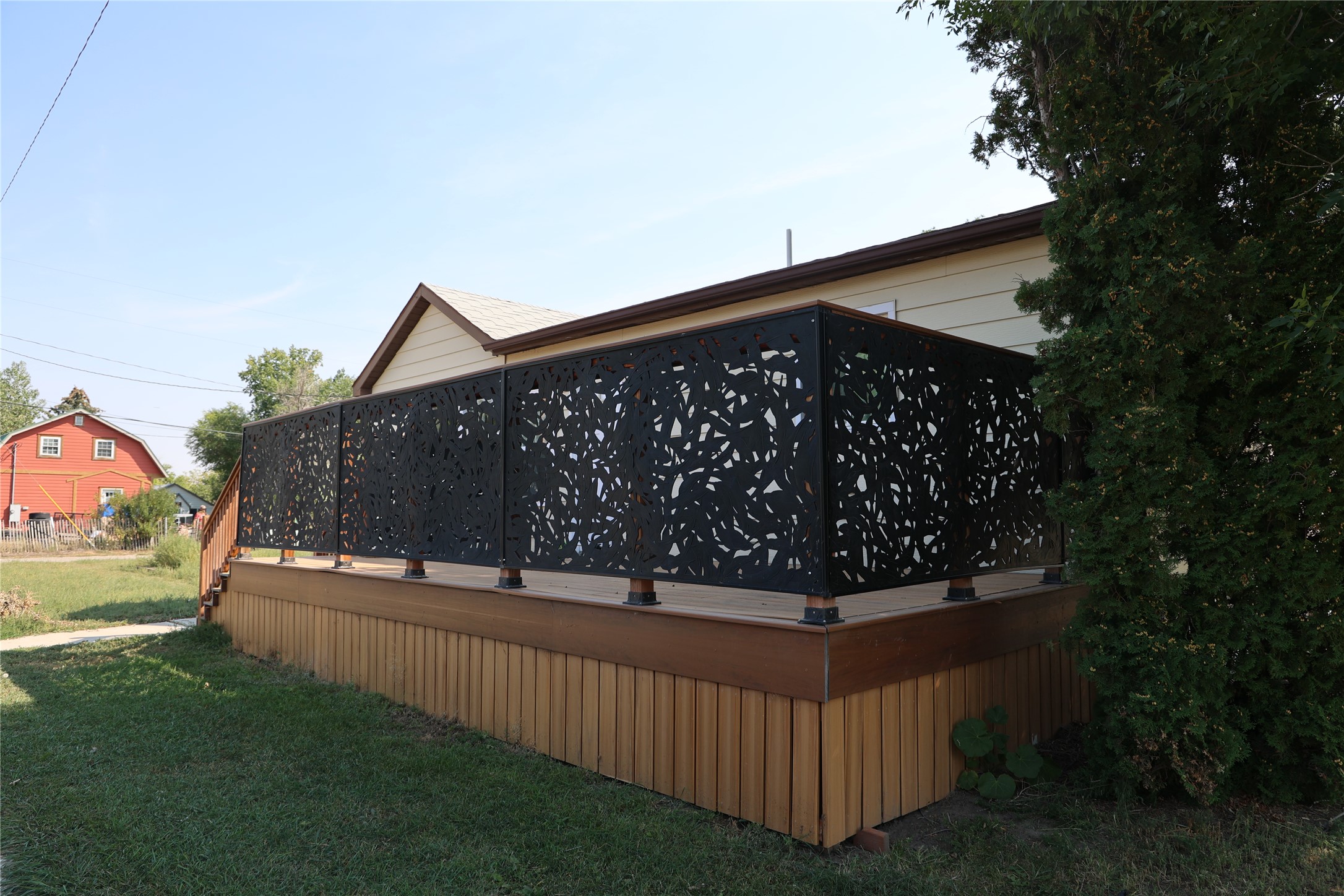 676 Hill Avenue Property Photo 32