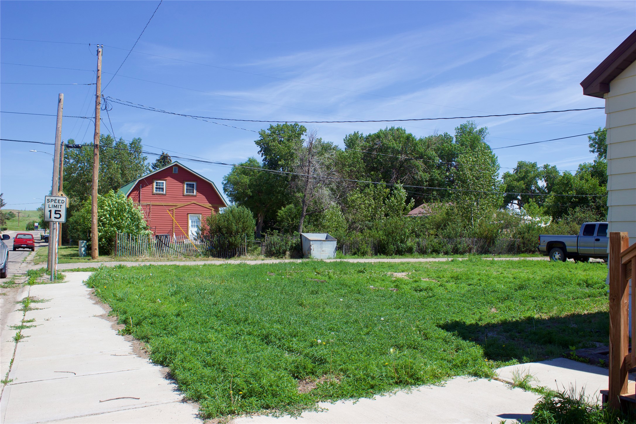 676 Hill Avenue Property Photo 33