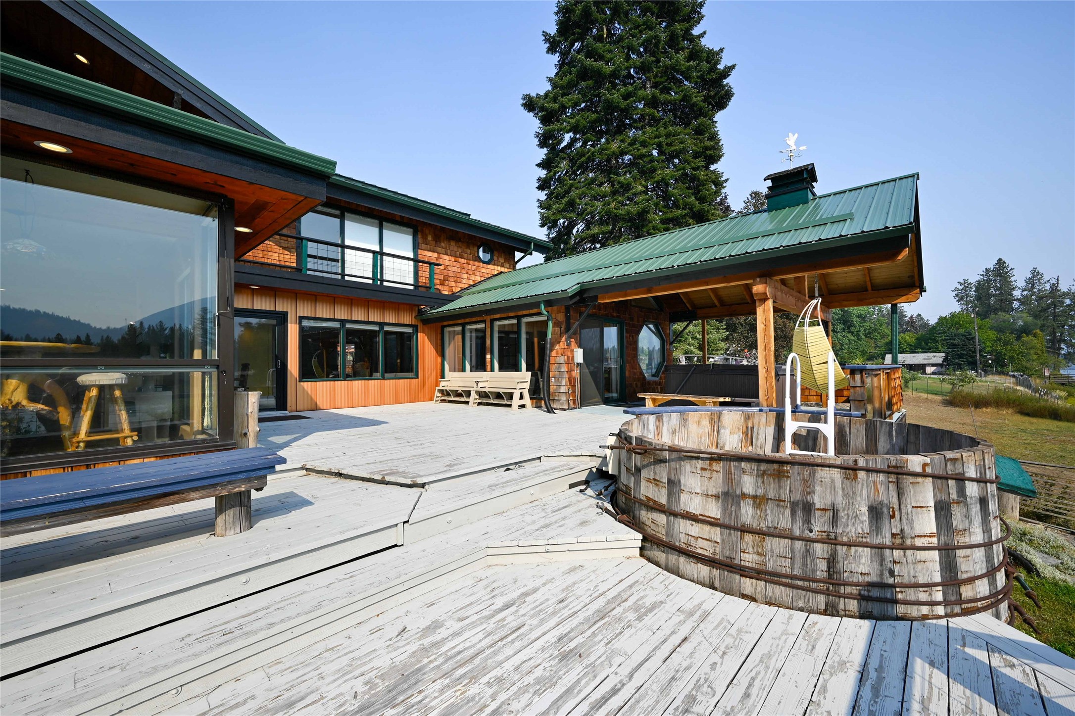 216 Lincoln Street S Property Photo 15