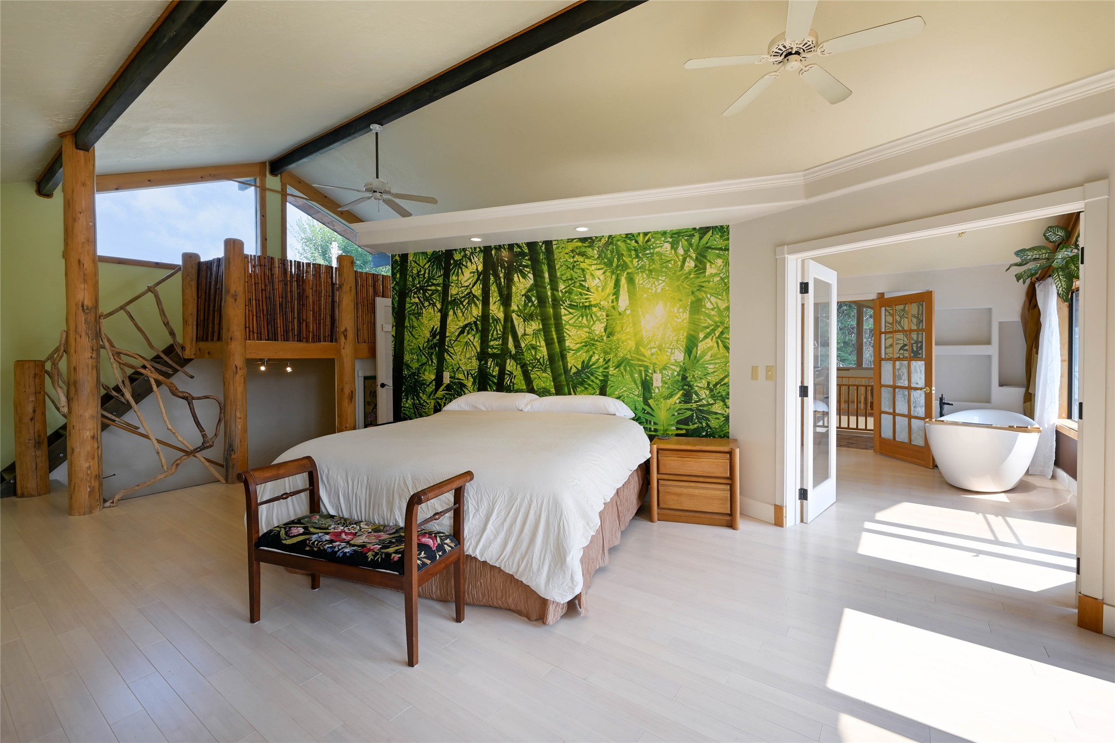 216 Lincoln Street S Property Photo 28