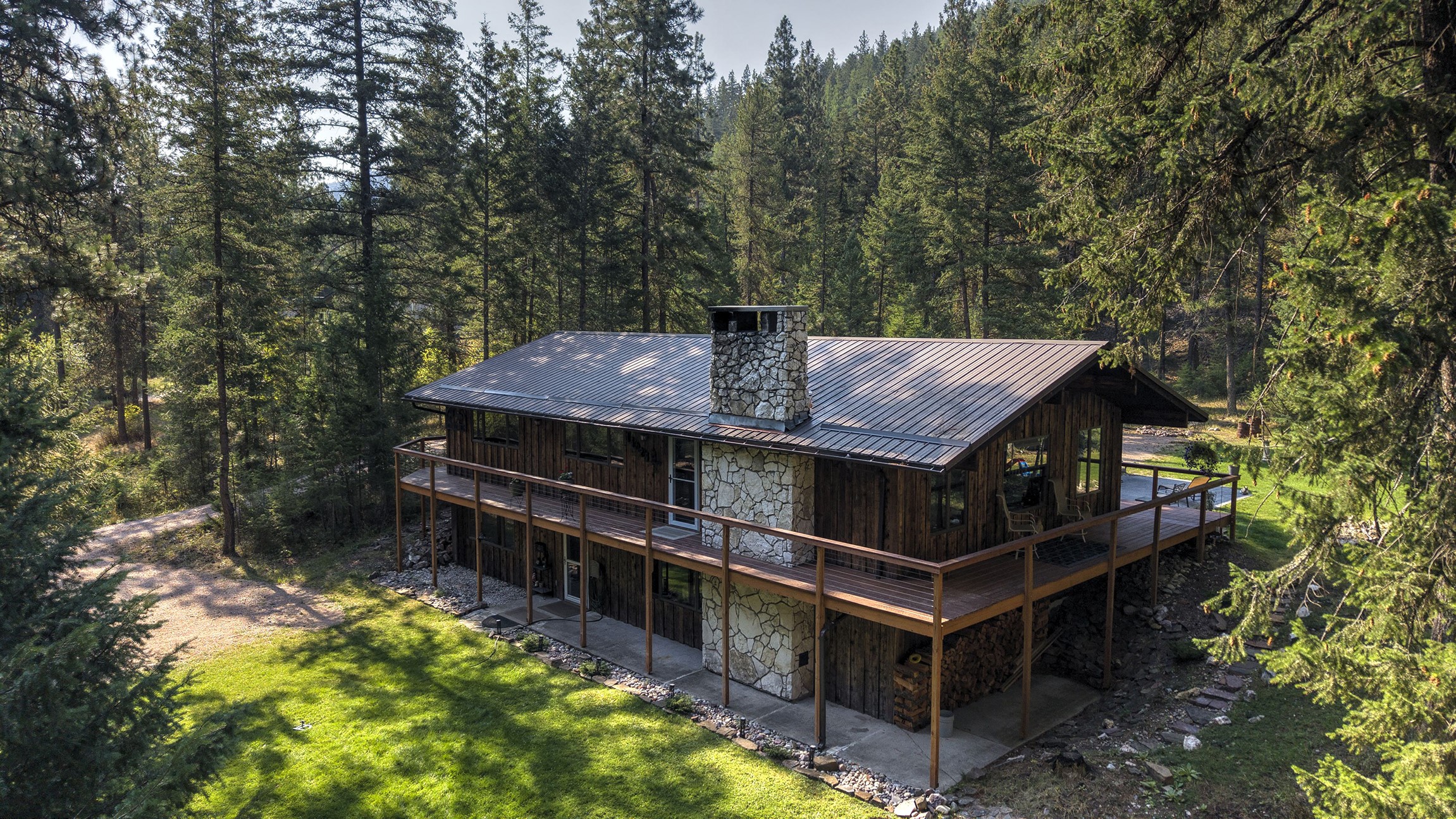 14025 Hampton Drive Property Photo 1