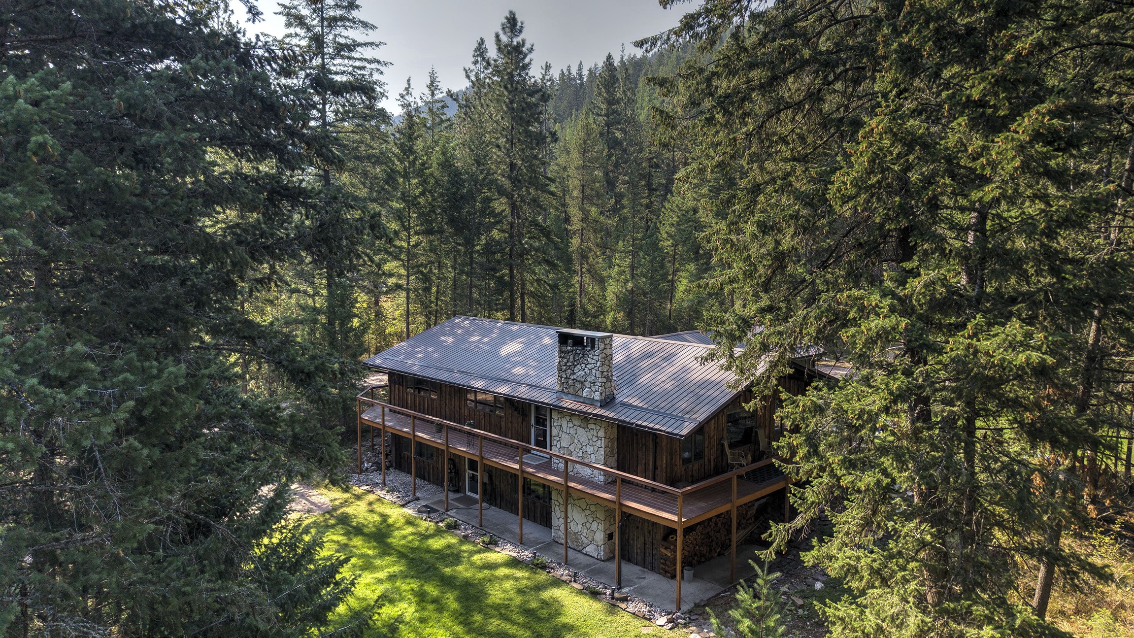 14025 Hampton Drive Property Photo 3