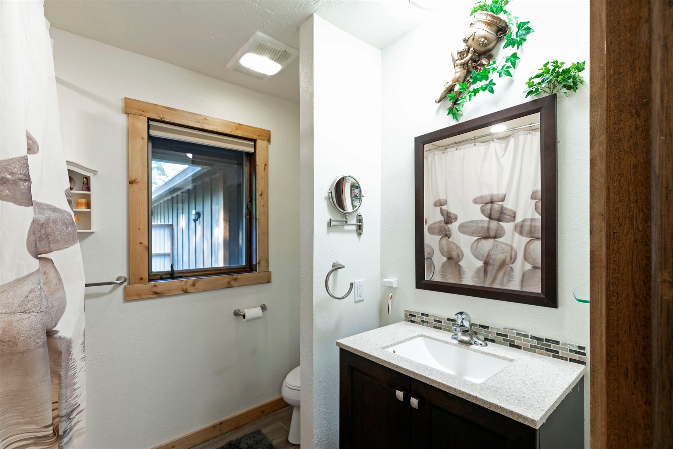 14025 Hampton Drive Property Photo 27