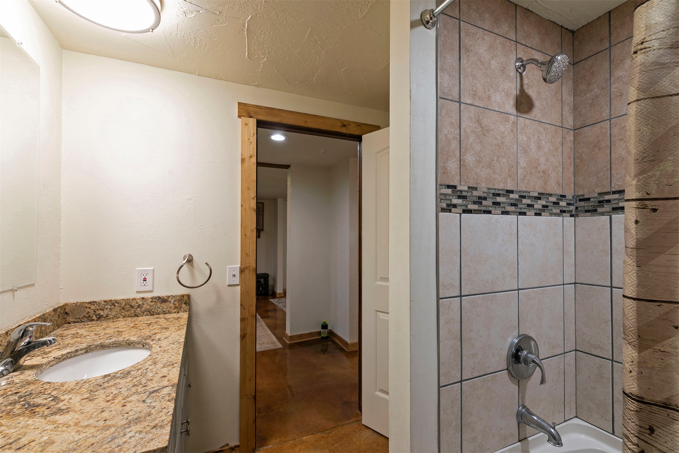 14025 Hampton Drive Property Photo 44