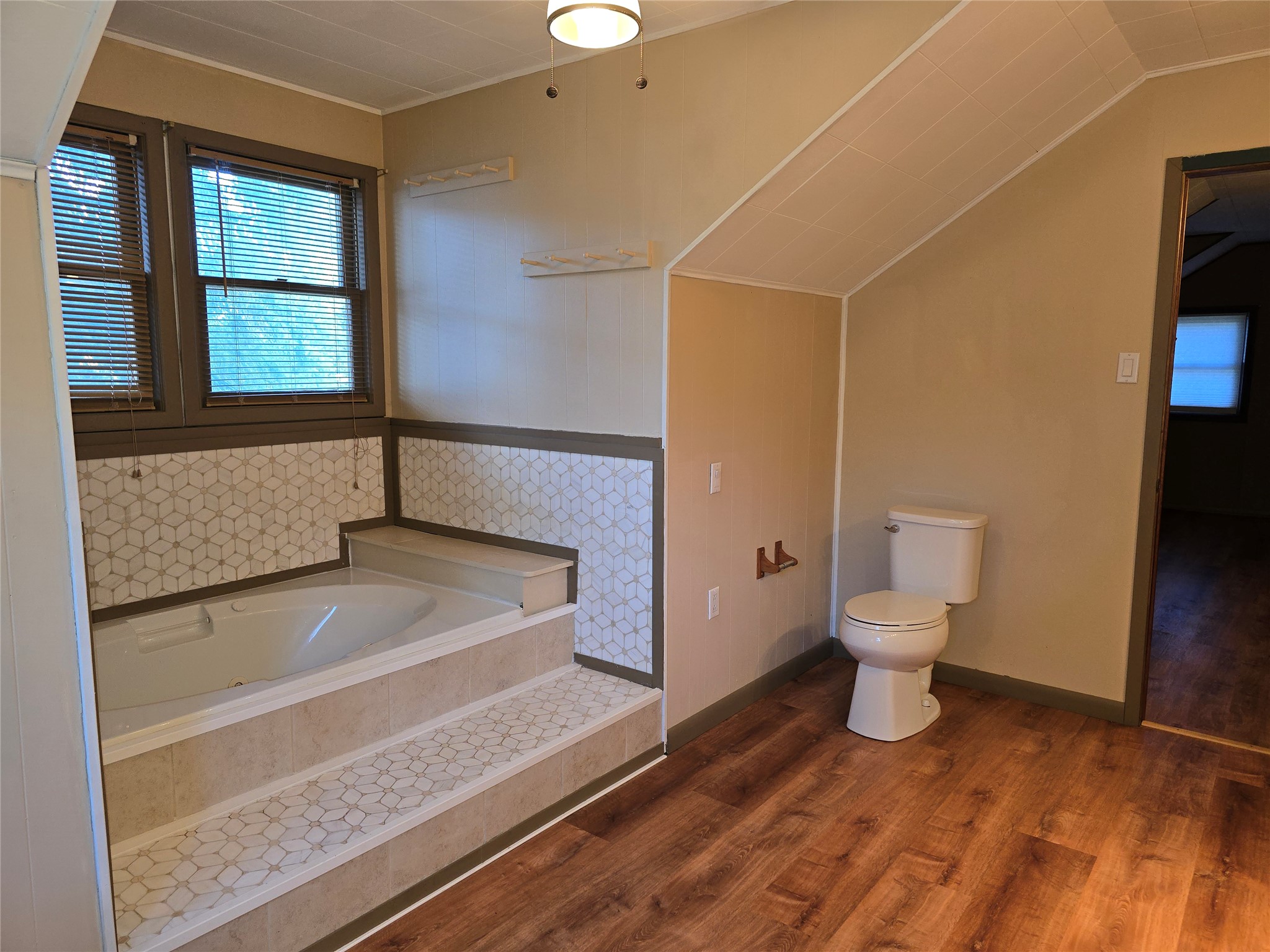 207 Main Street Property Photo 48