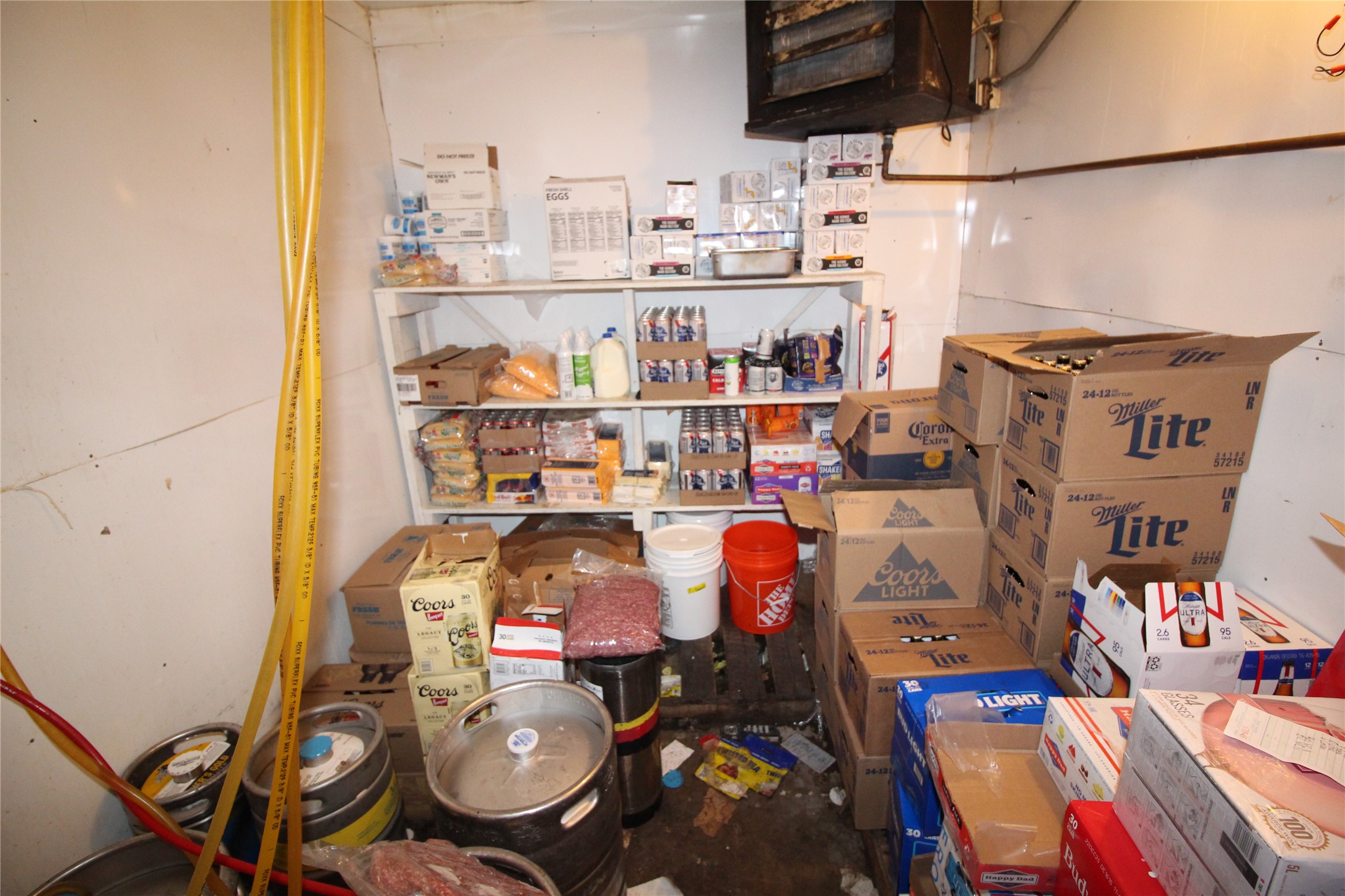 16 Central Avenue W Property Photo 22