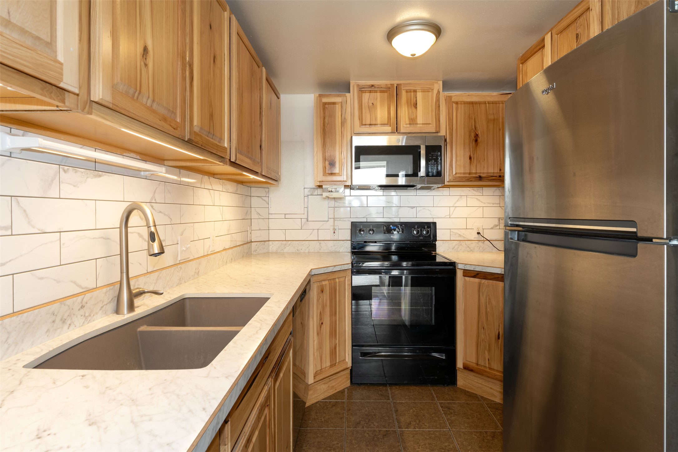 1893 Airport Road Property Photo 33