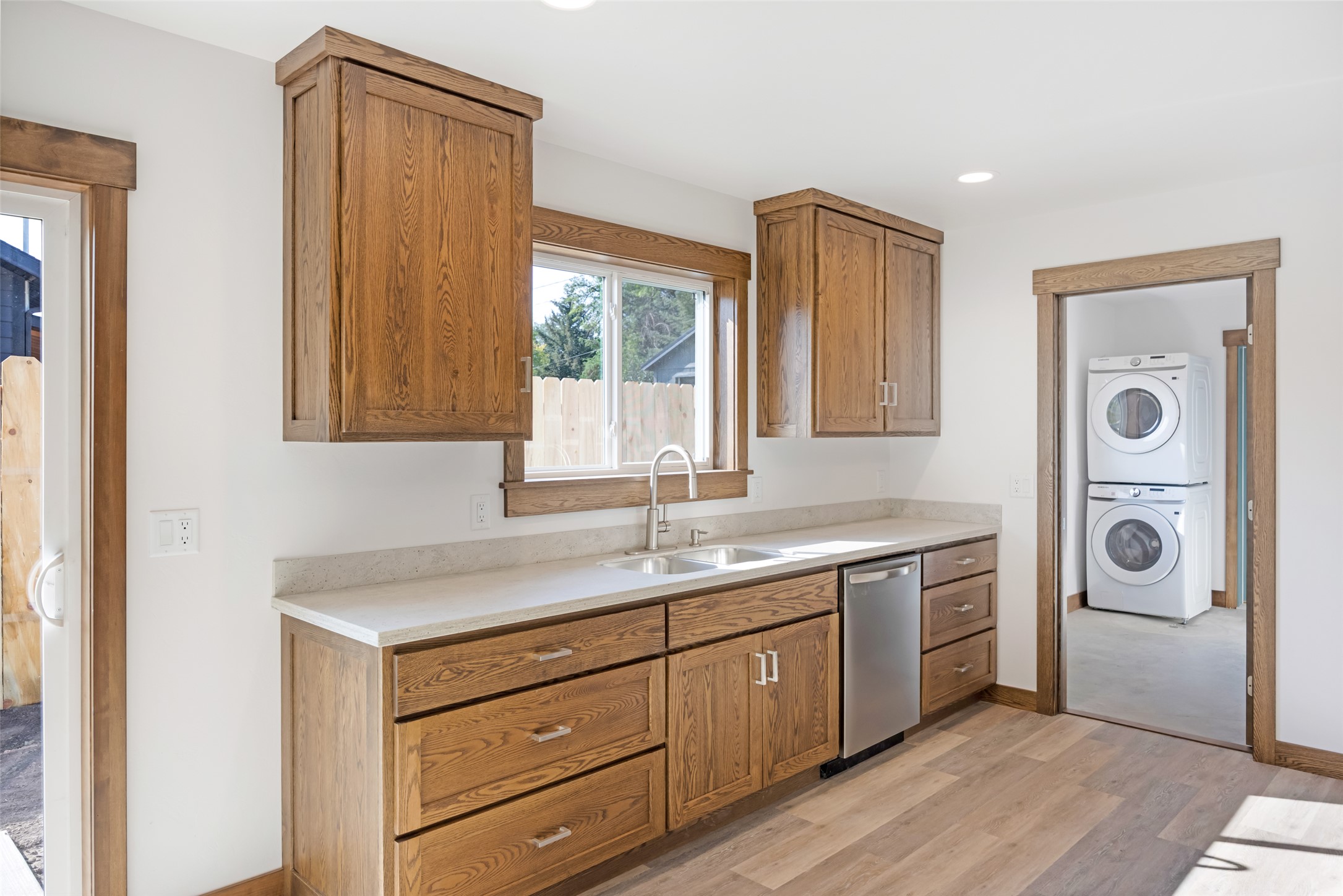 301 S Boyer Street Property Photo 6