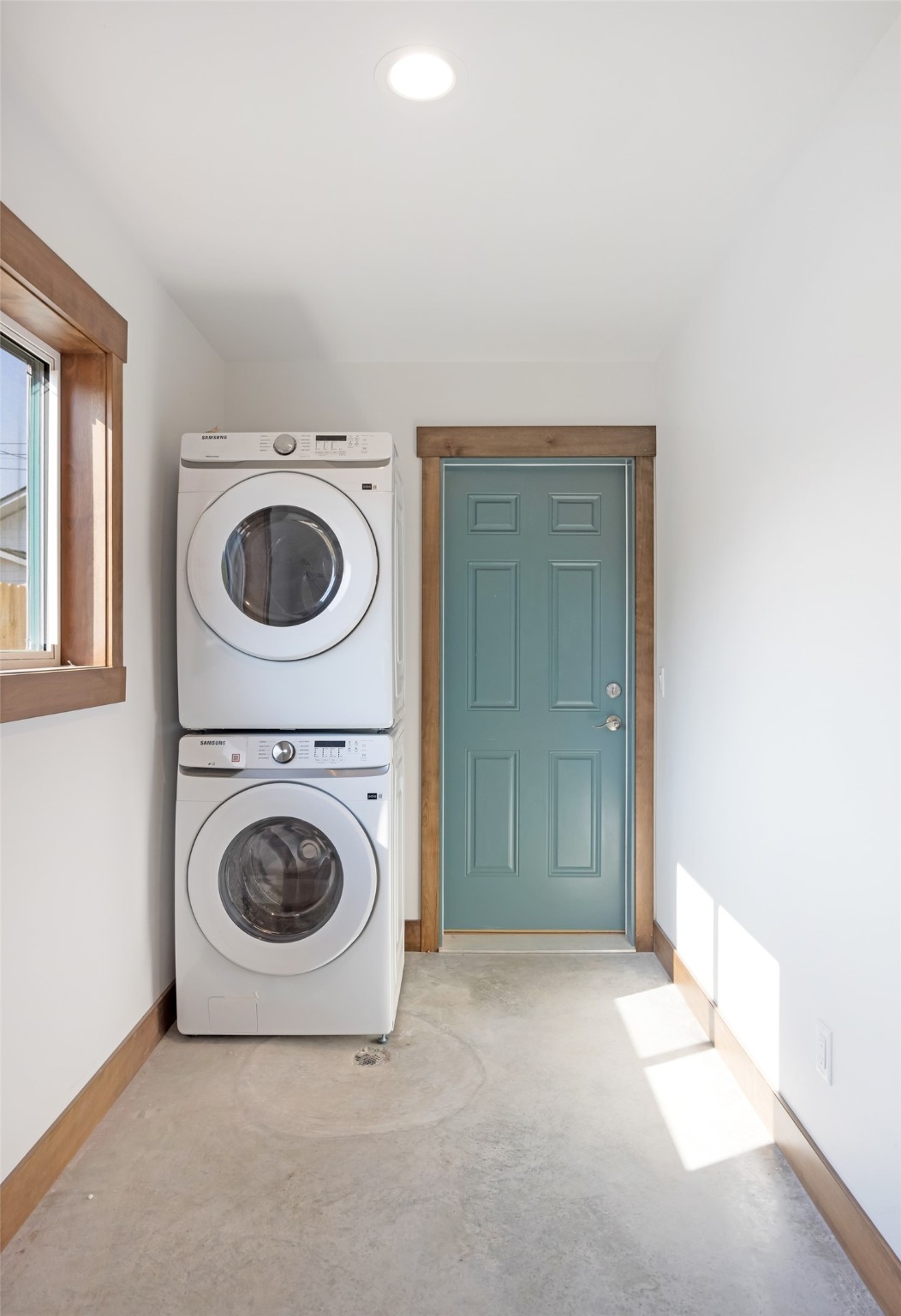 301 S Boyer Street Property Photo 8