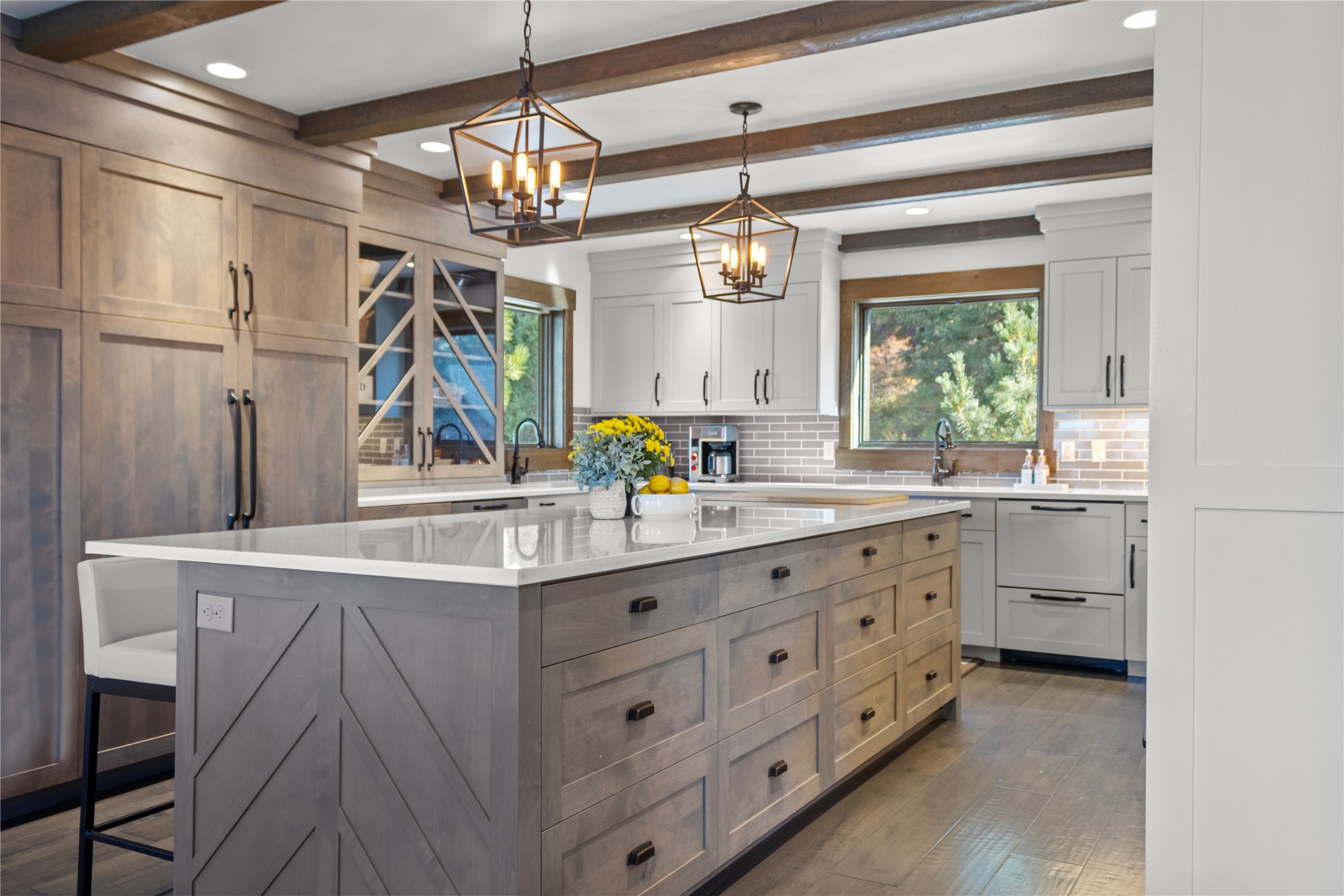 938 Yeoman Hall Road Property Photo 1