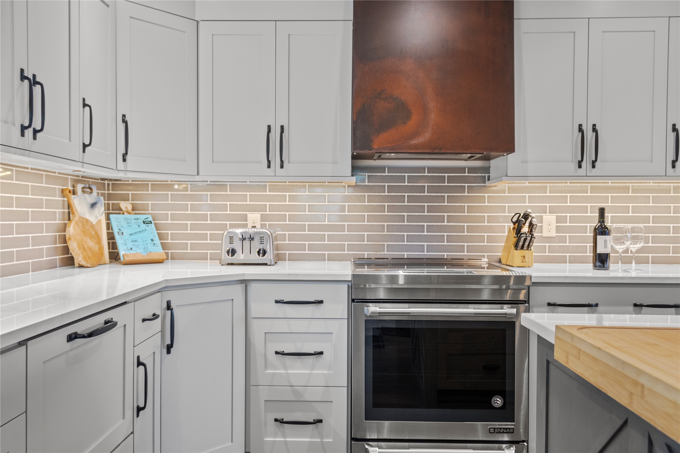 938 Yeoman Hall Road Property Photo 22