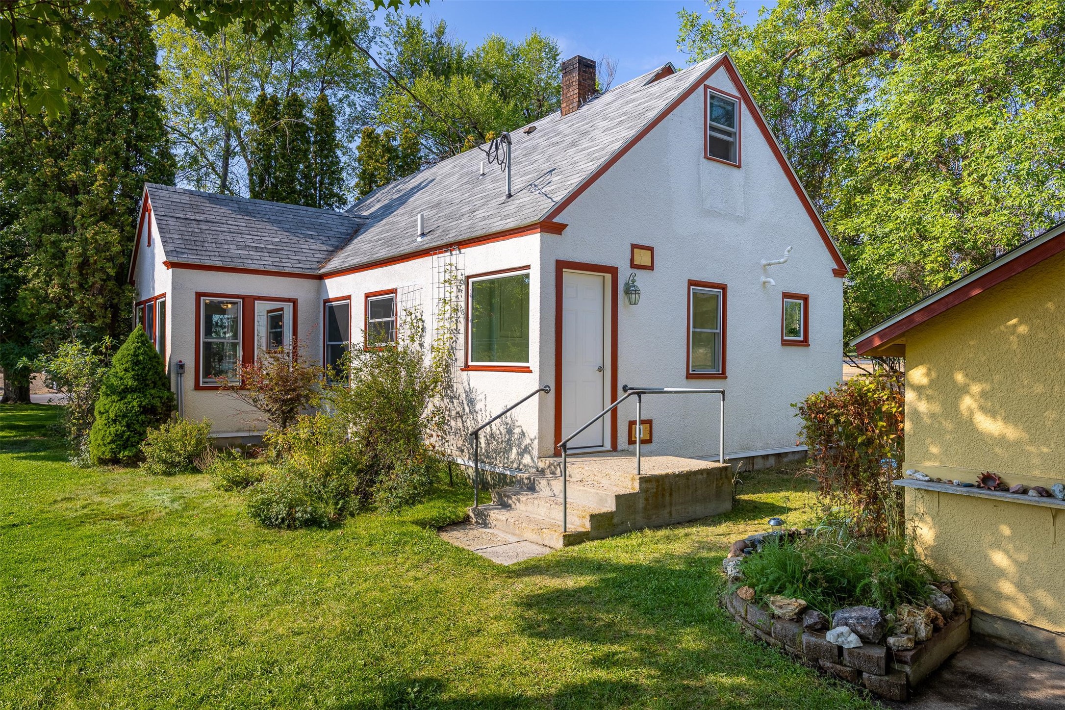 126 West Bridge Road Property Photo 2