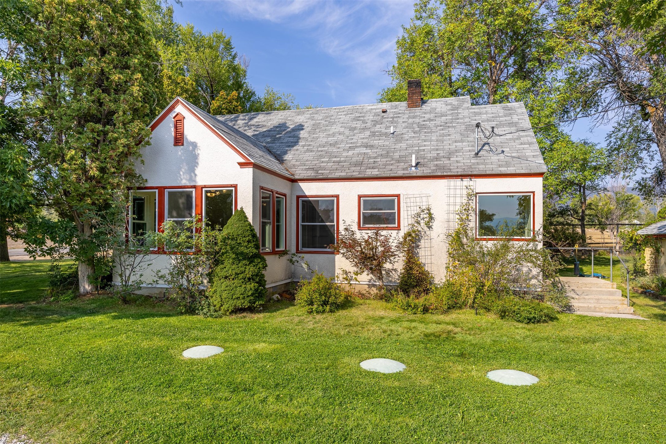 126 West Bridge Road Property Photo 3