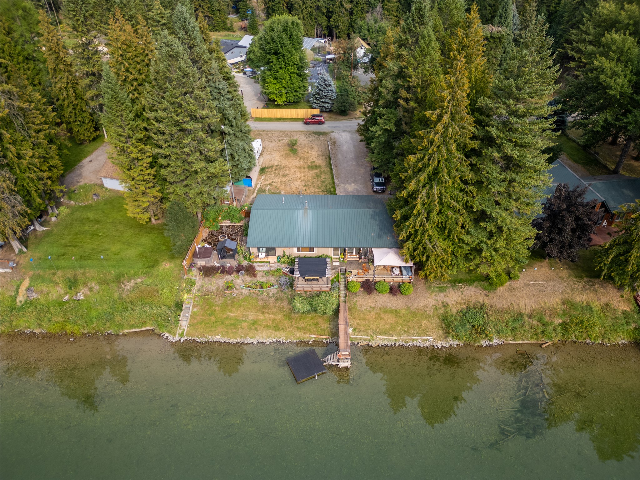 644 Waterfront Road Property Photo 15
