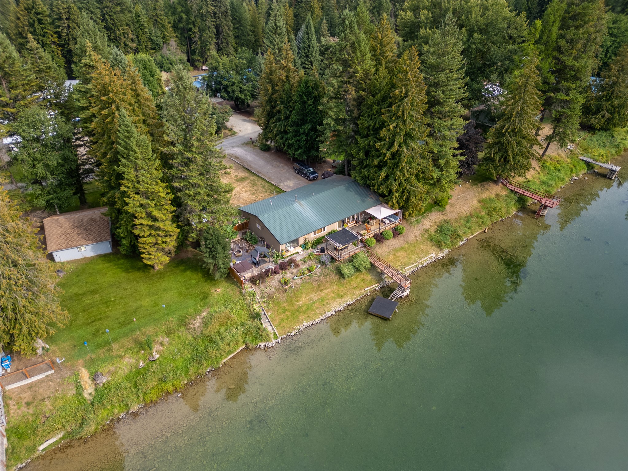 644 Waterfront Road Property Photo 16