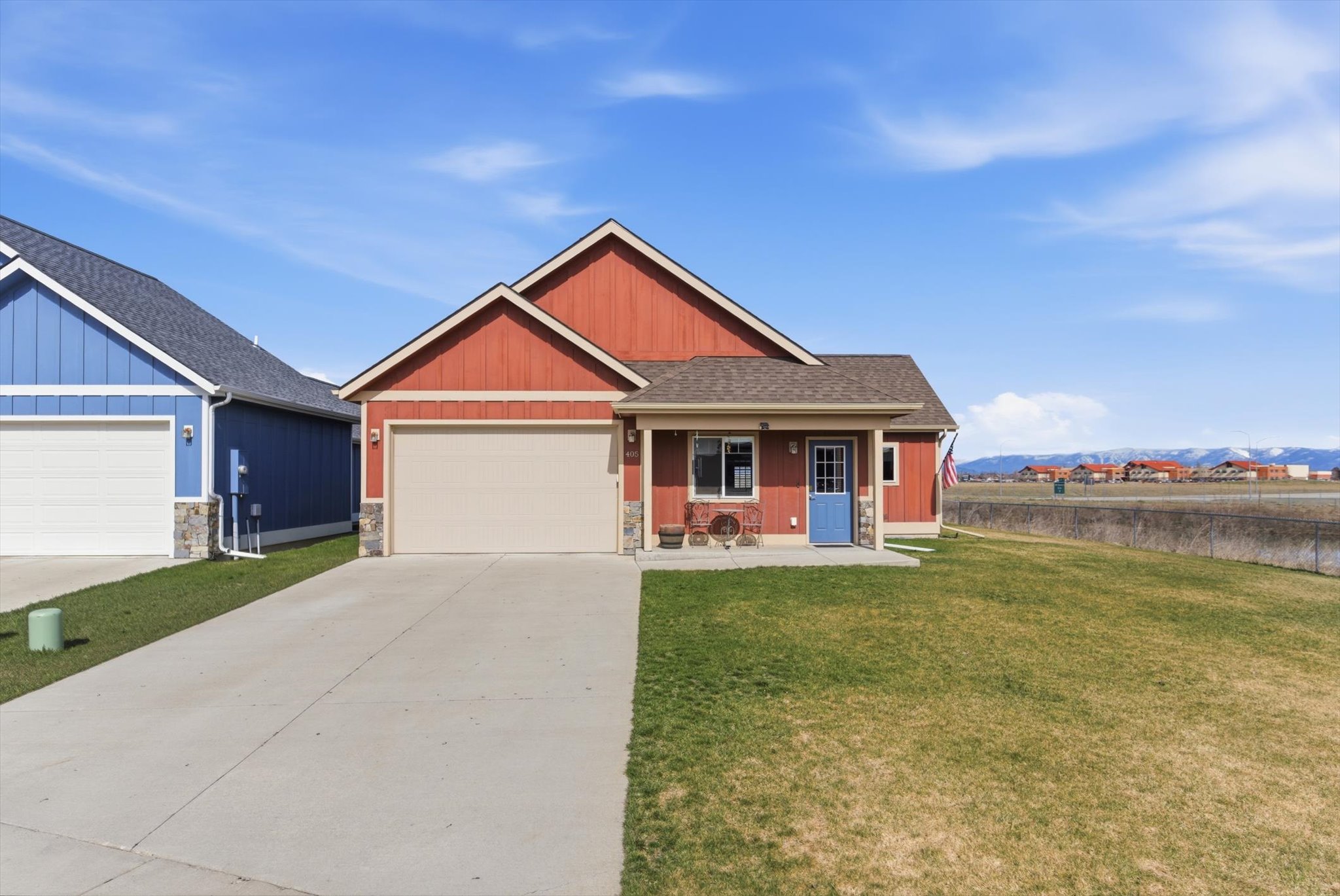 405 Hollyhock Lane Property Photo 1