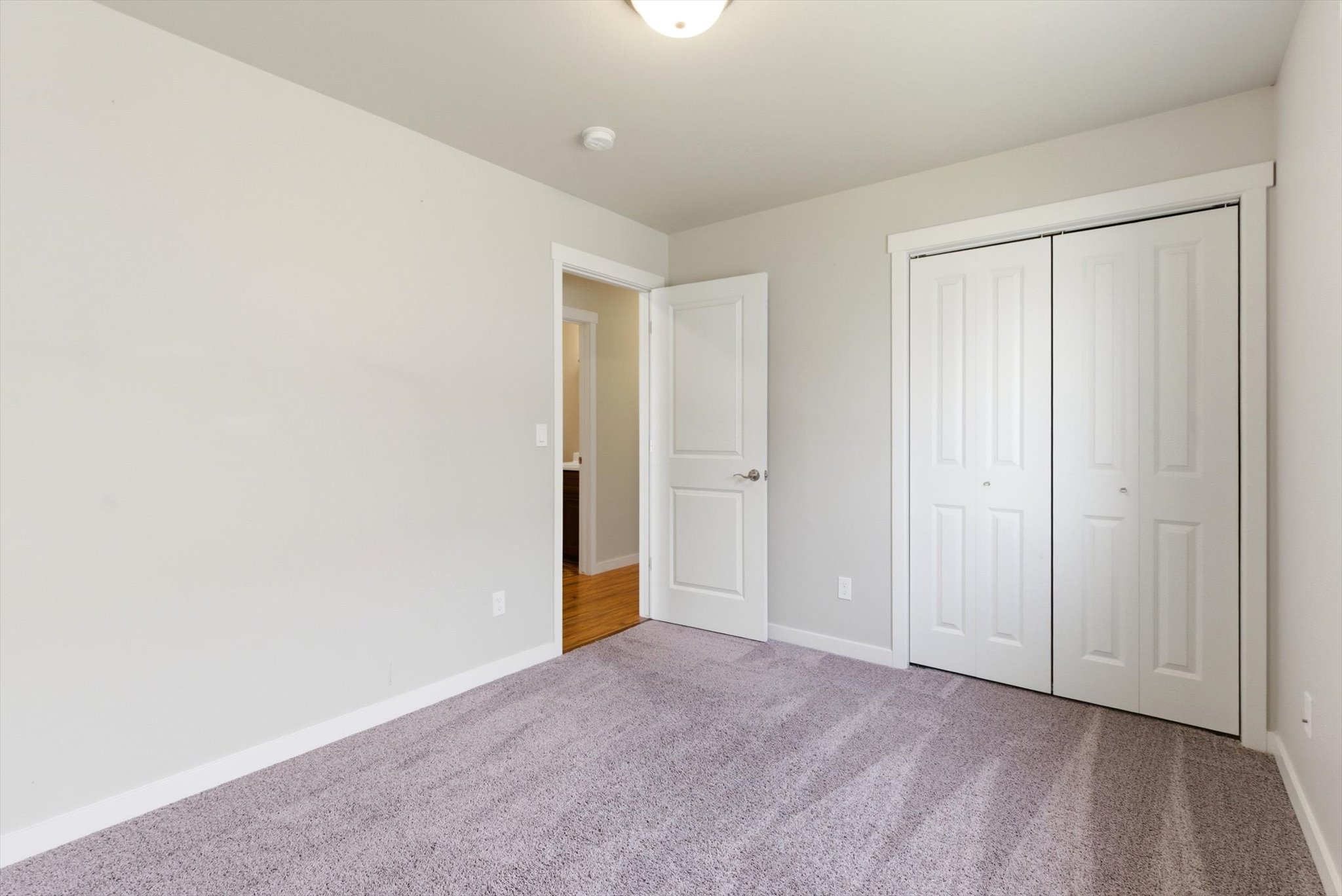 405 Hollyhock Lane Property Photo 14