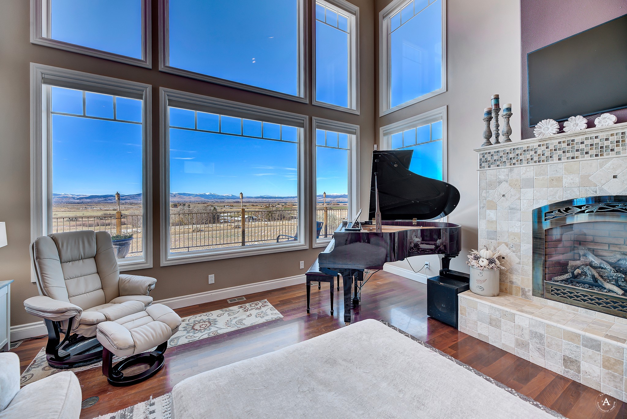 4428 Fox View Loop Property Photo 11