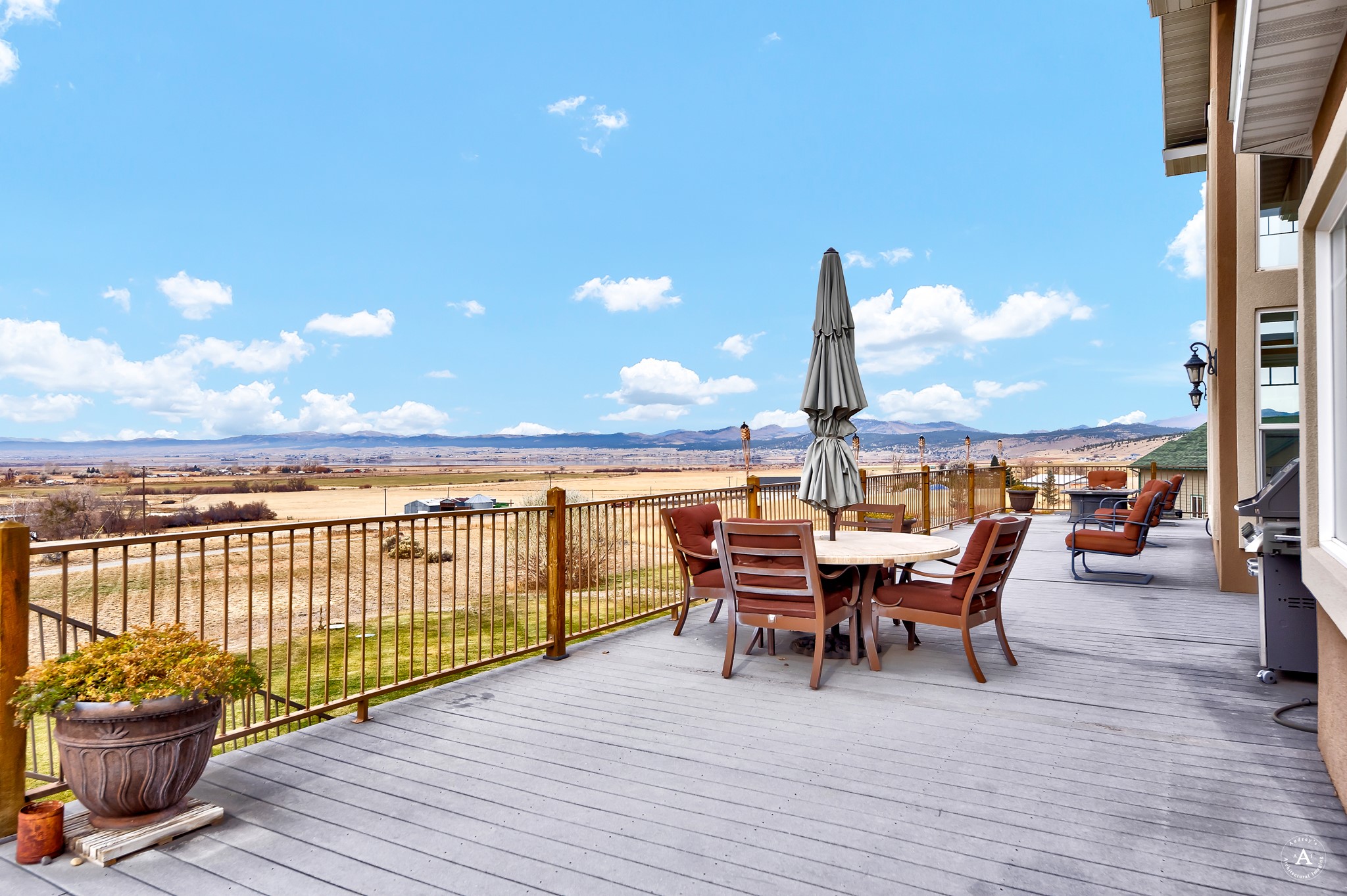 4428 Fox View Loop Property Photo 26
